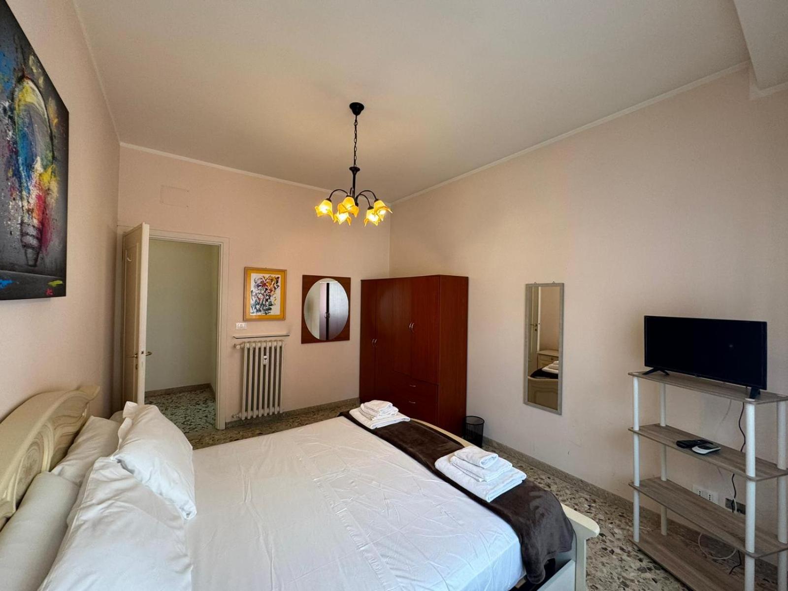 Vintage Charm Apt in Aurelio