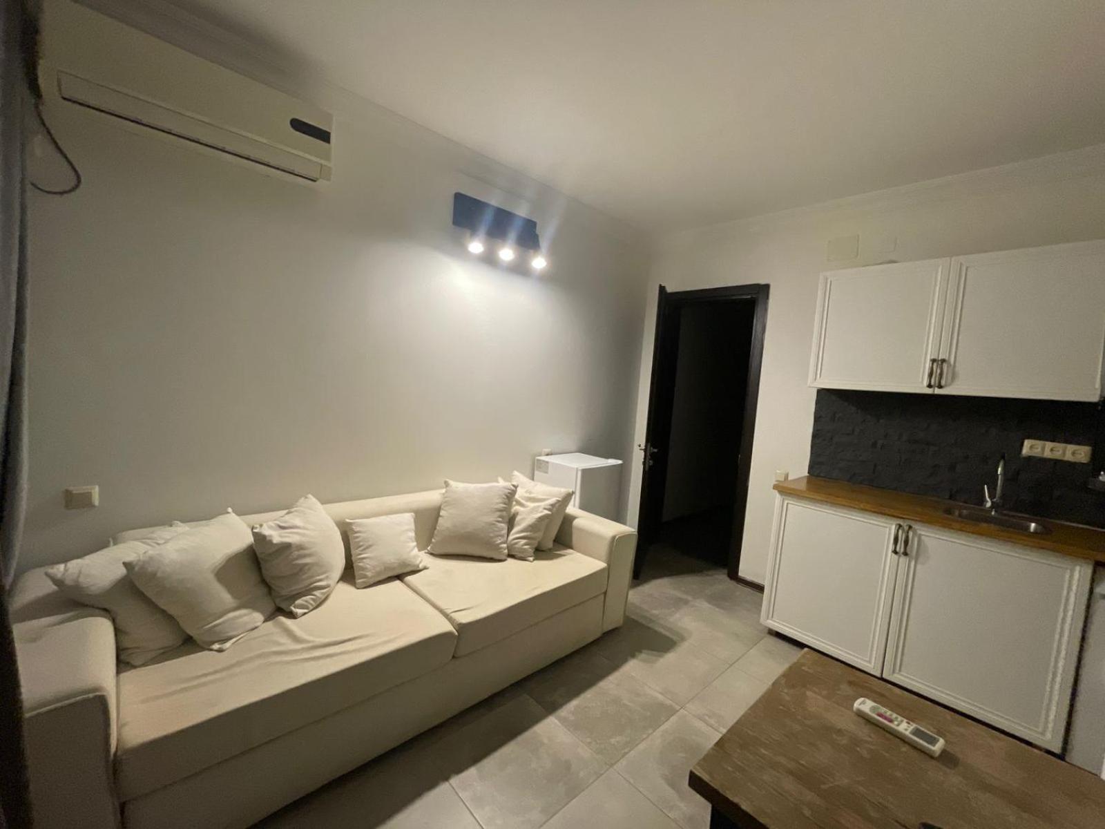 Batumi-Gonio Mgzavrebi Apartmant 703 view 4