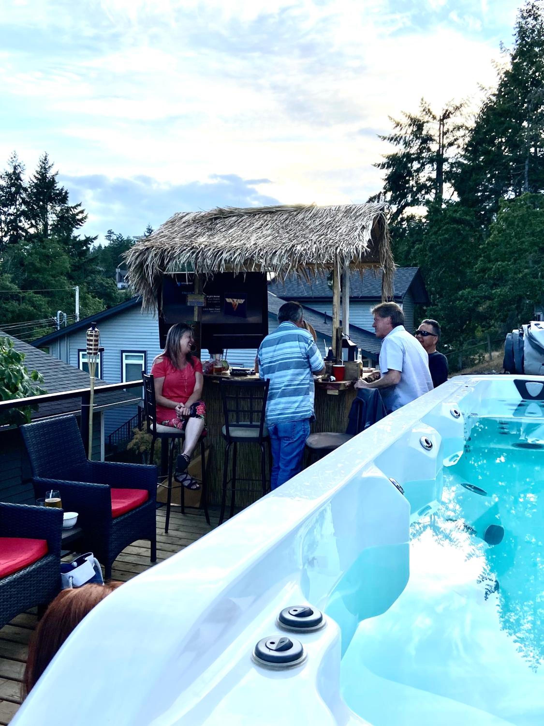 Trader Vics Tiki Bar n Grill
