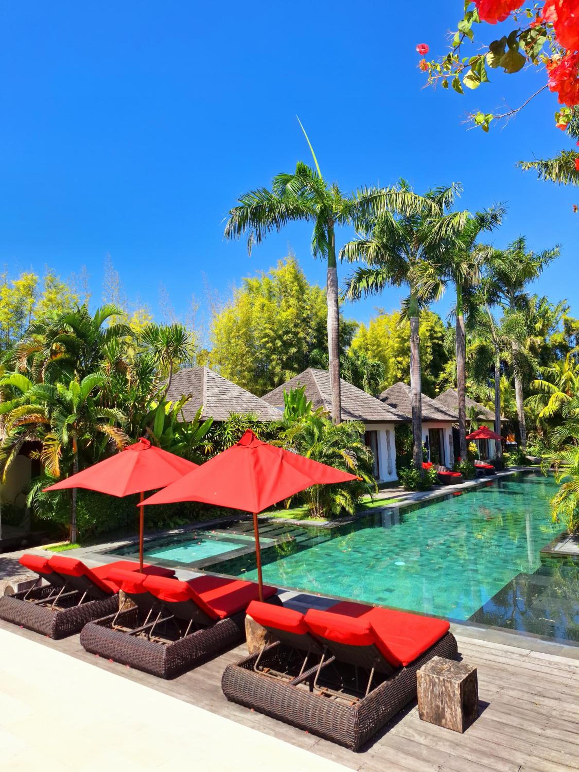 Villa Naty Canggu - 6 Bedrooms Luxury Villa — recepcion & lobby