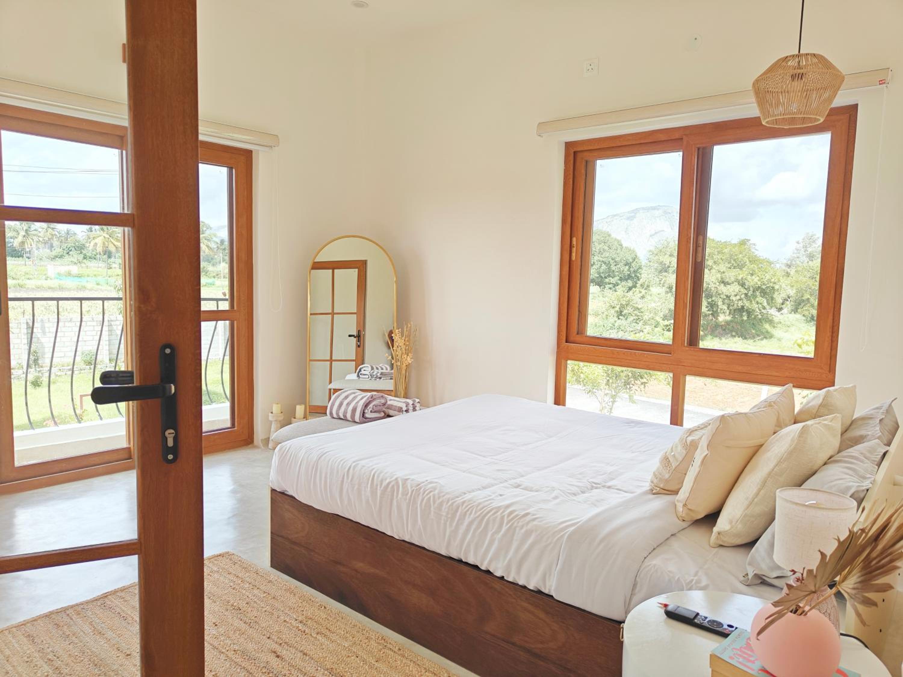 Tuscan Breeze, Nandi Hills