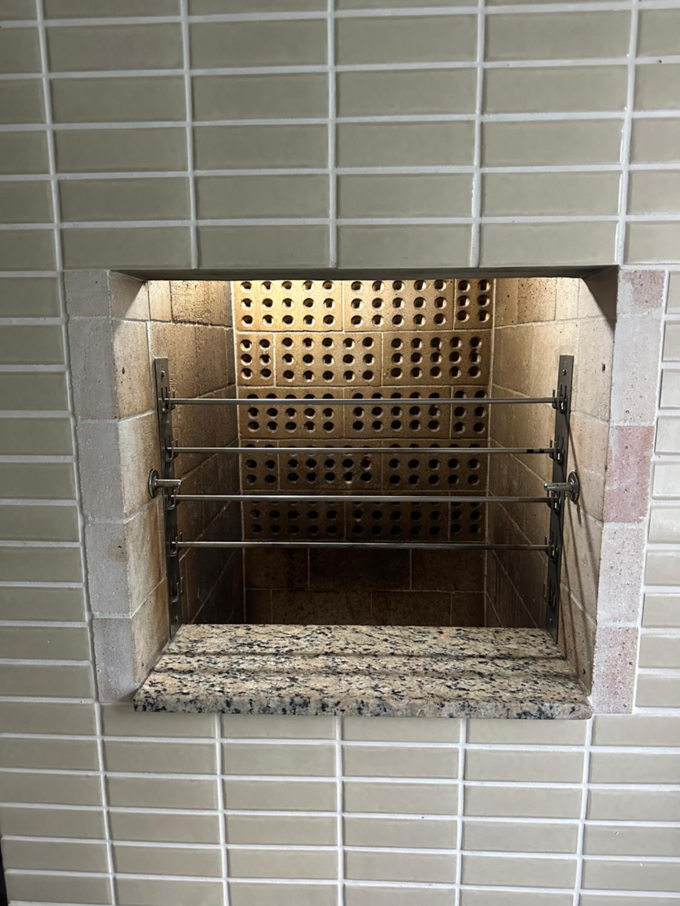 Piscina, churrasqueira, garagem, sauna e academia!