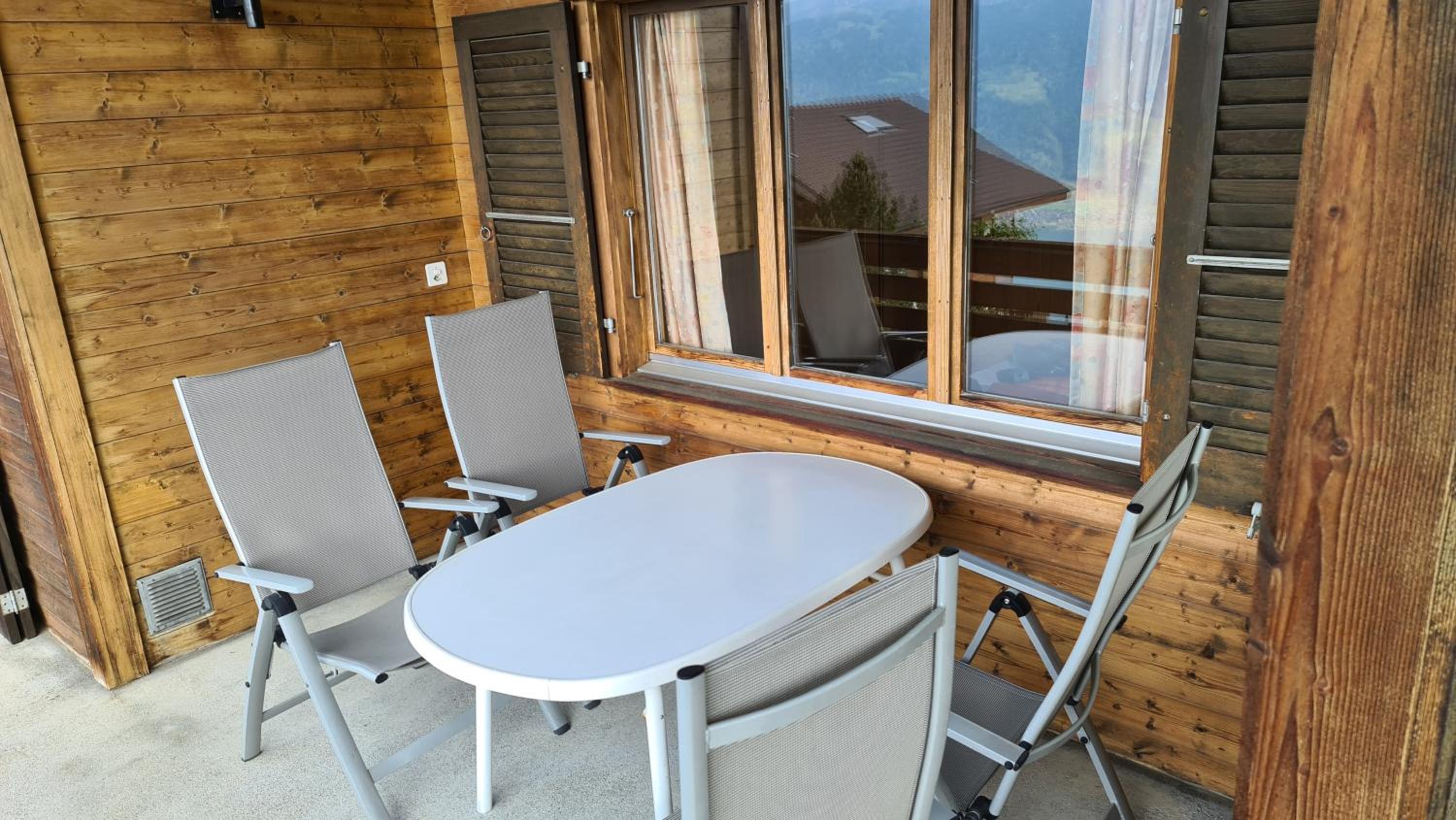 Chalet Hinkelstein in Beatenberg traumhafte Aussicht auf Eiger, Mönch & Jungfrau