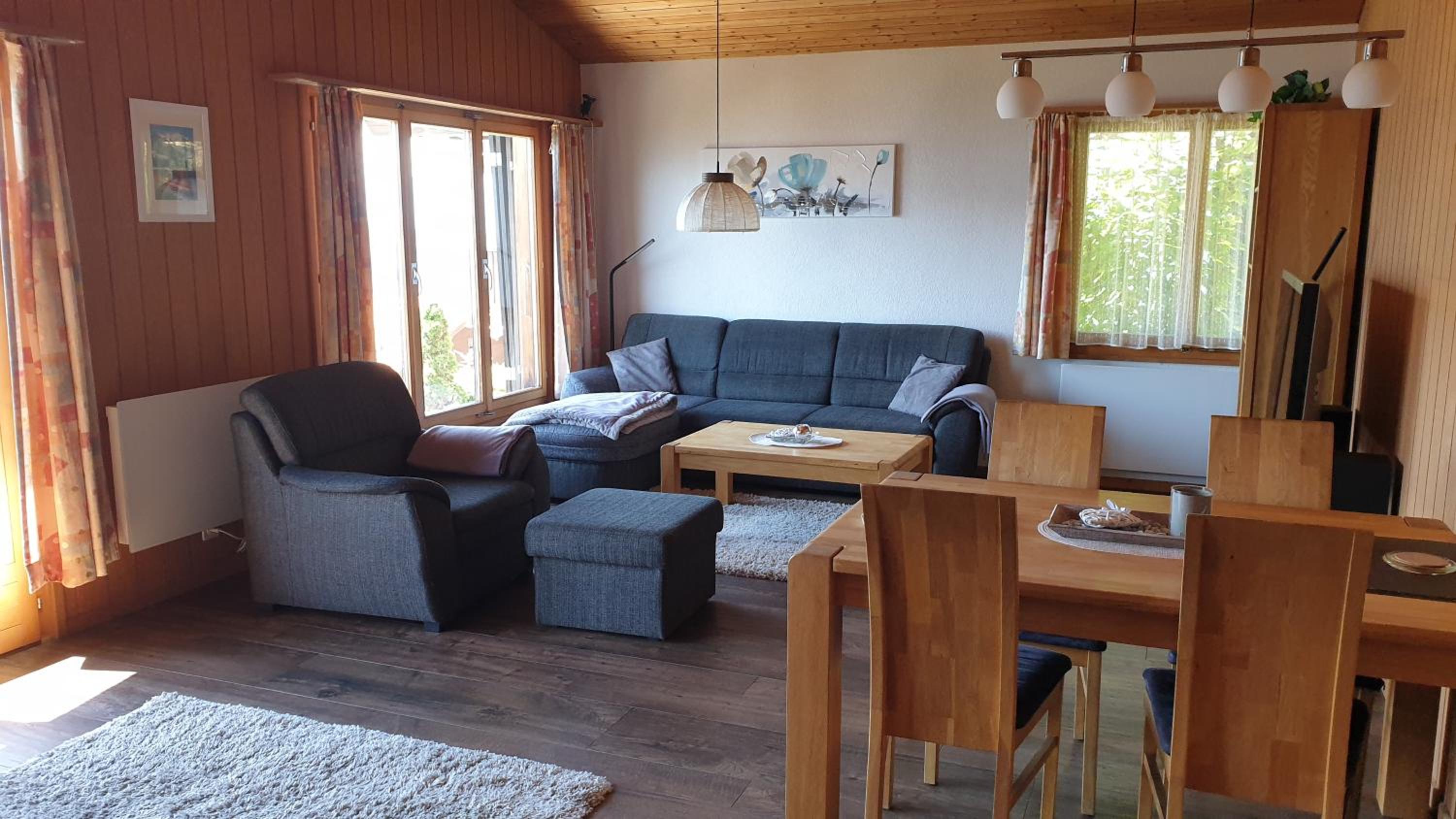 Chalet Hinkelstein in Beatenberg traumhafte Aussicht auf Eiger, Mönch & Jungfrau