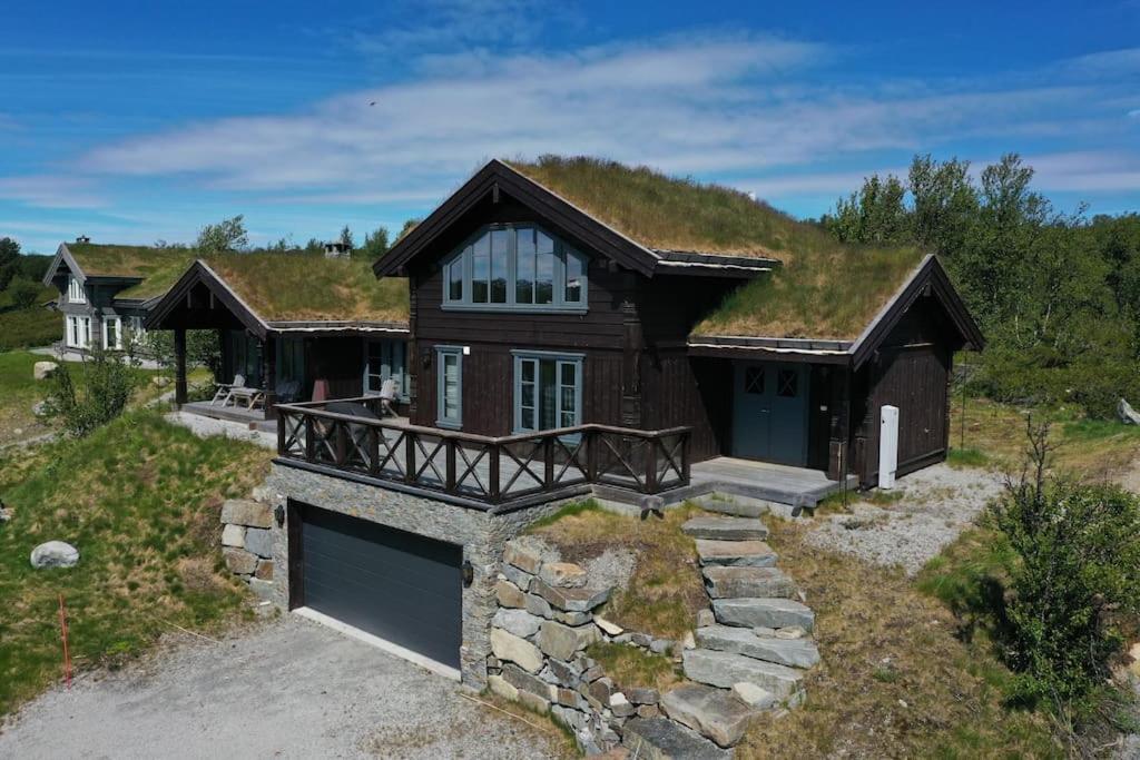 Spacious and stylish mountain lodge - Geilo view 2