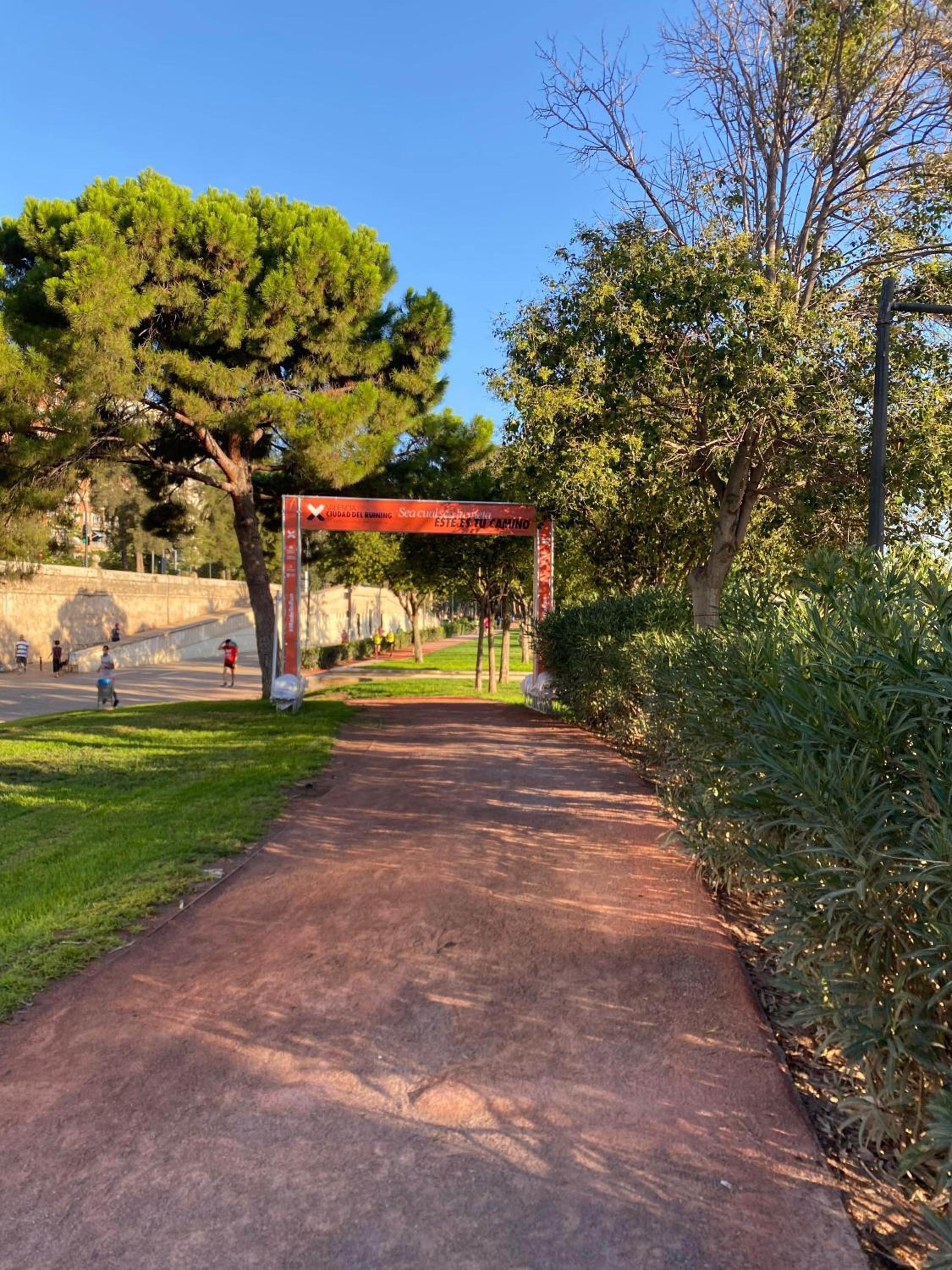 Turia Gardens Rooms - Authentic Valencia Downtown Parklife - VLC Urban Rental