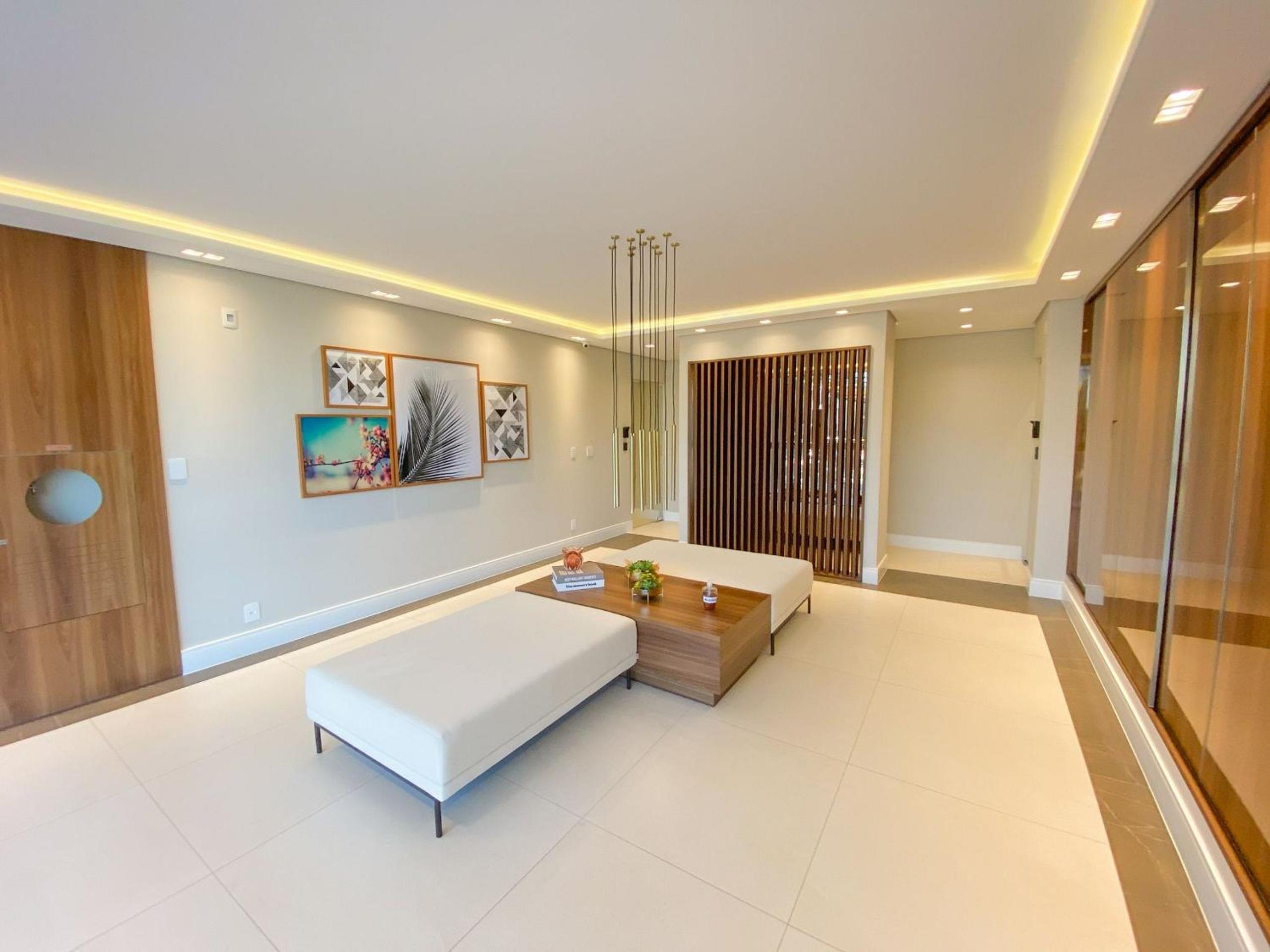 Jurere Internacional 2 Suites Lindo Completo