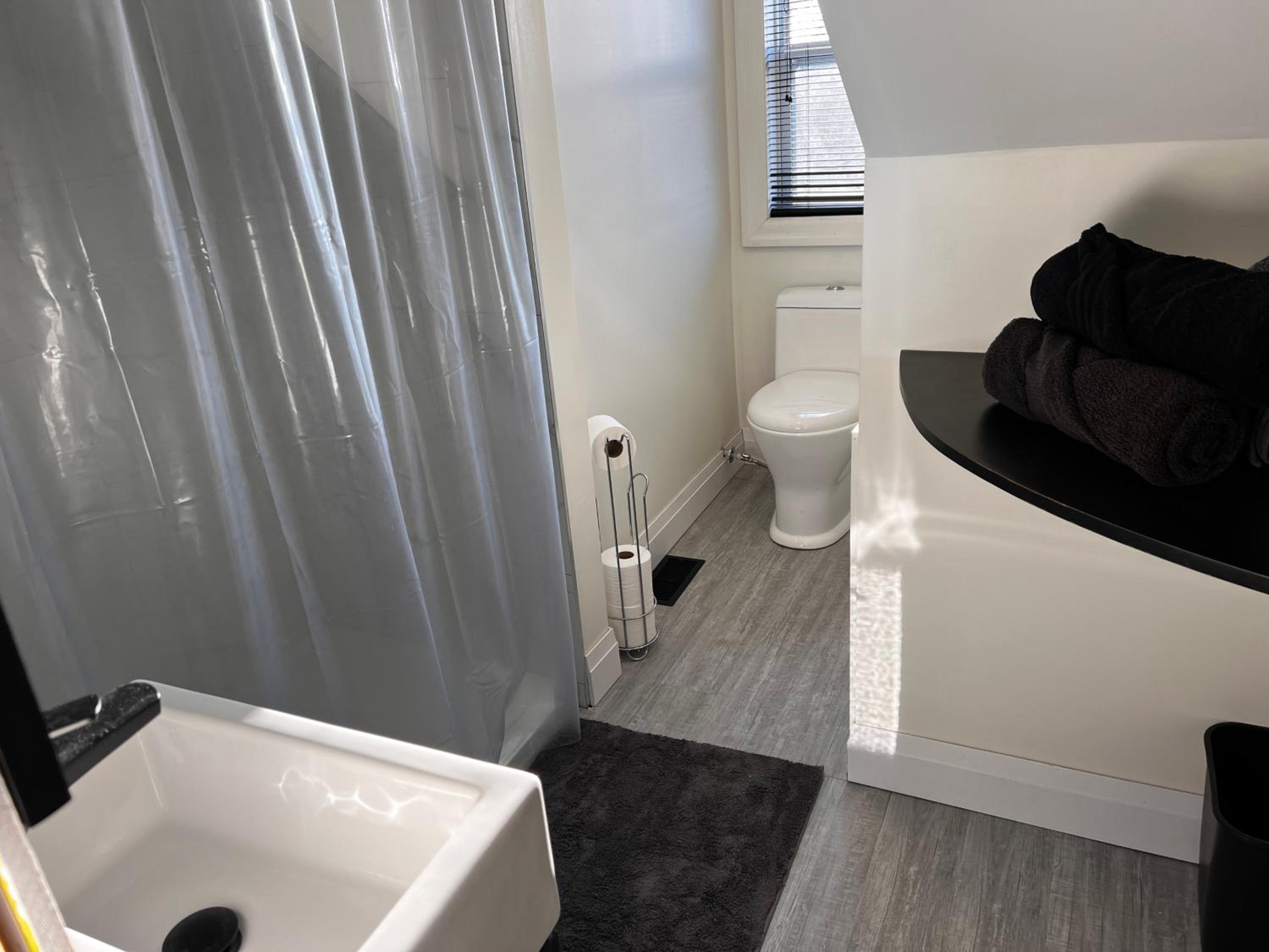Sunset Suites in Niagara Wine Country