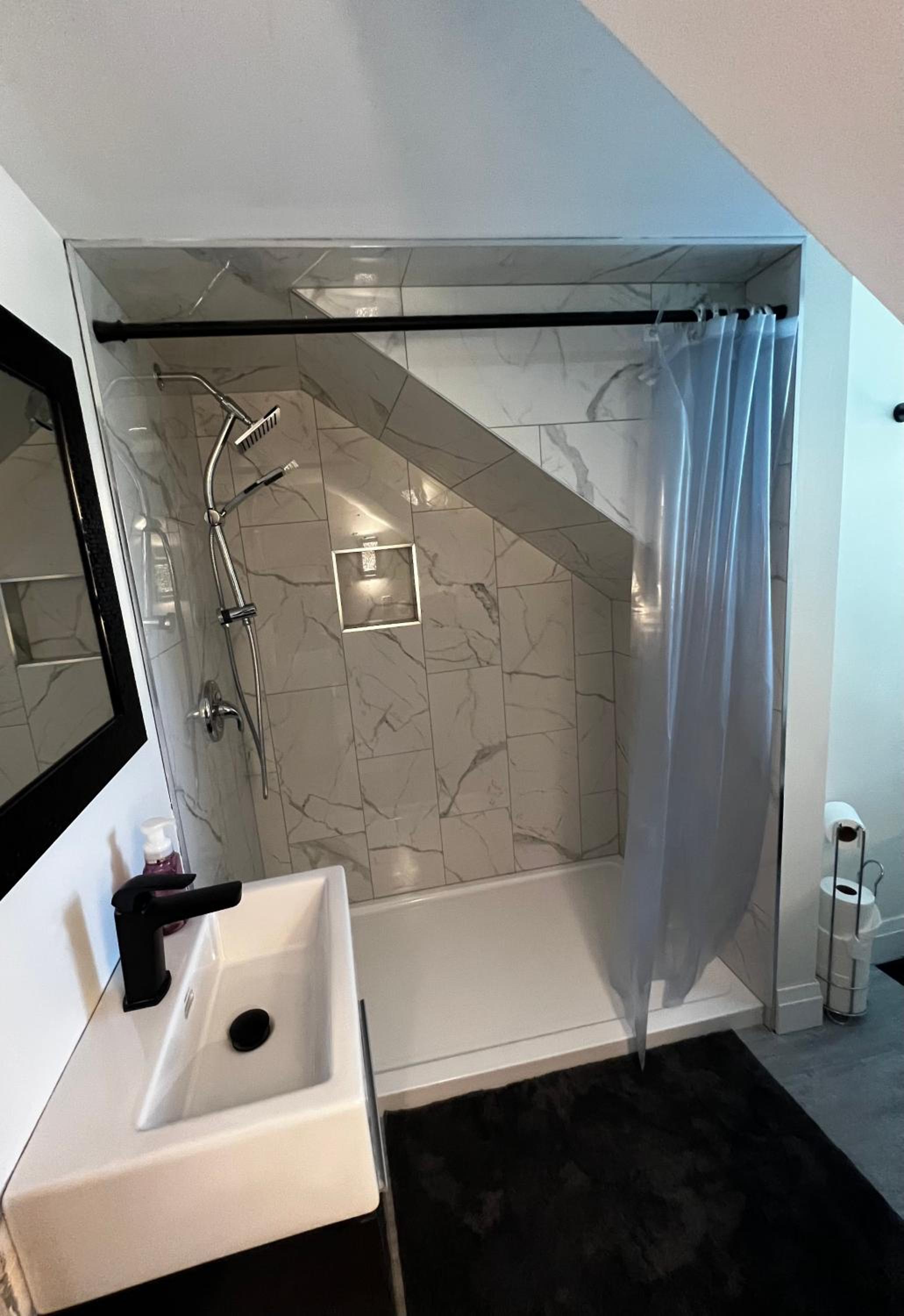 Sunset Suites in Niagara Wine Country