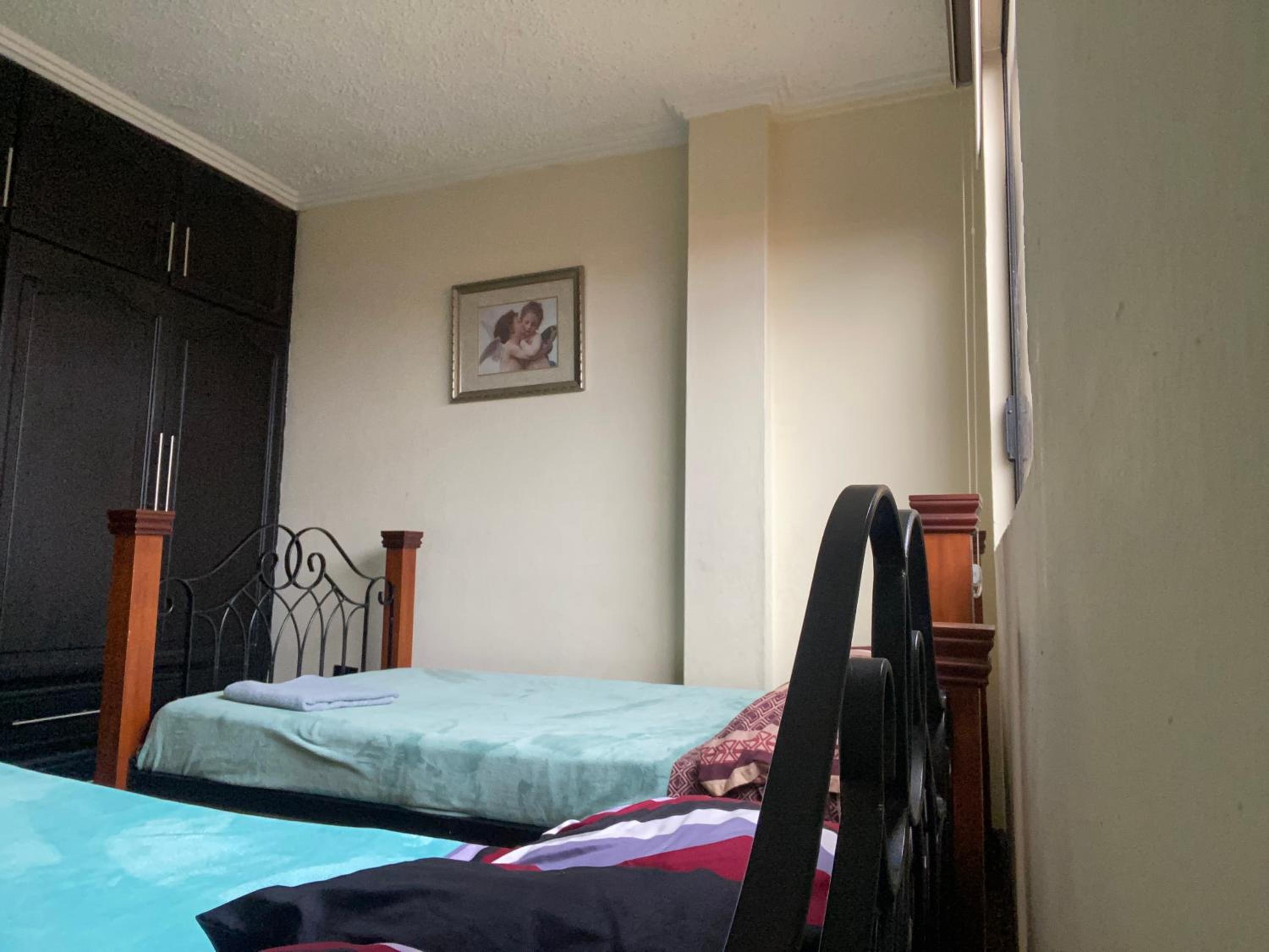 Exclusivo Departamento de 3 dormitorios en la mejor zona de Cuenca IV view 4