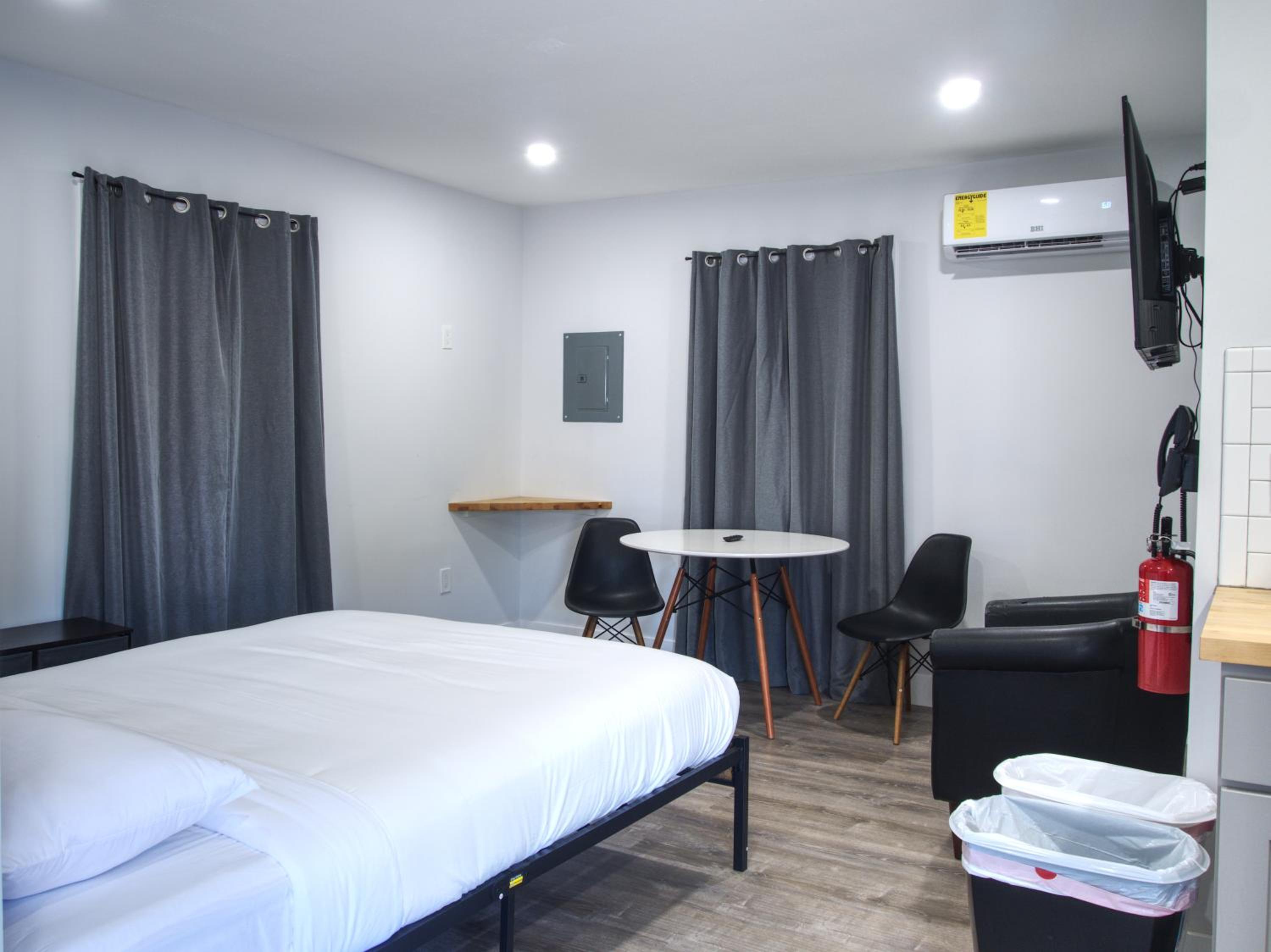 Vermont Suites