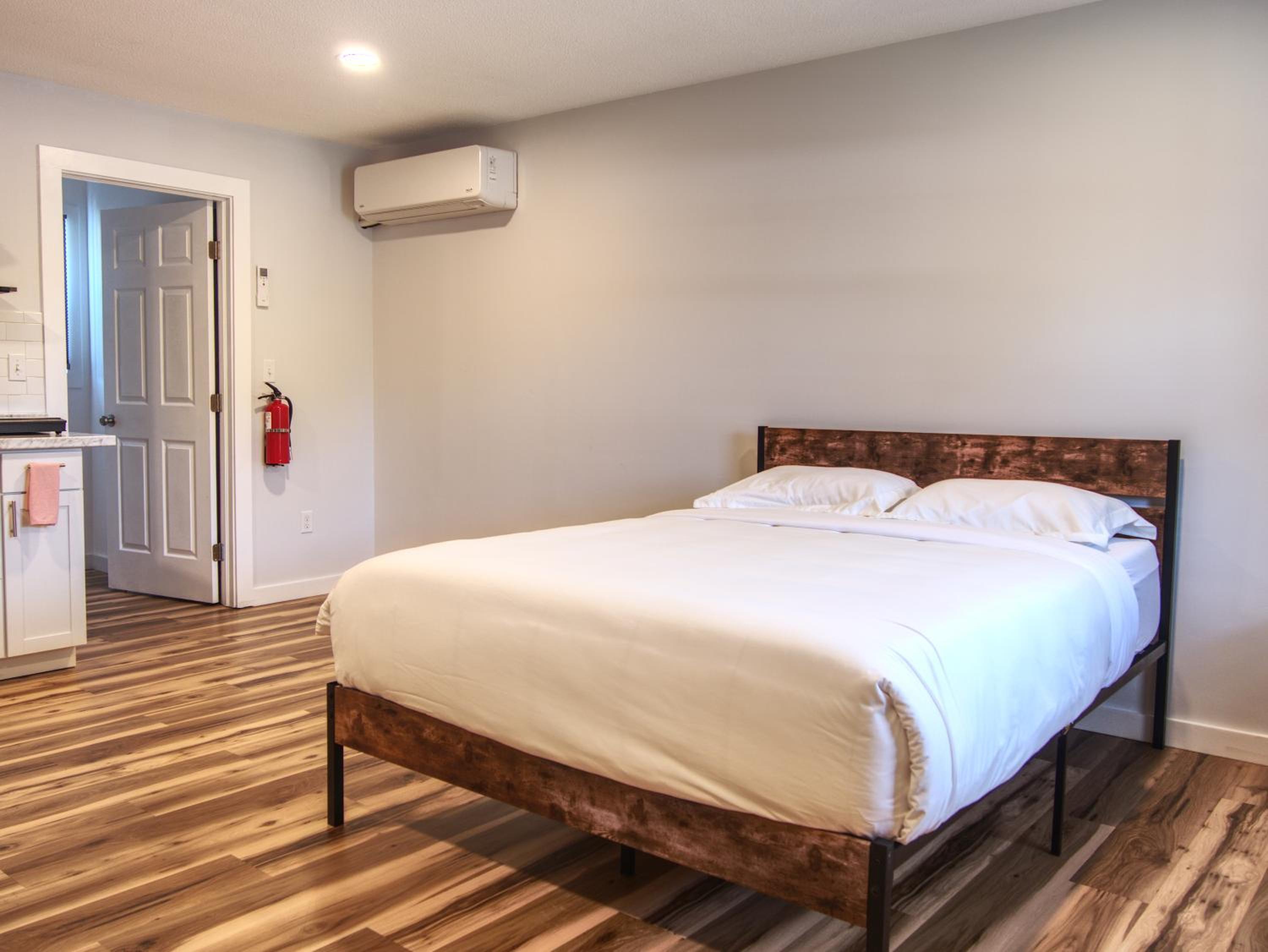 Vermont Suites
