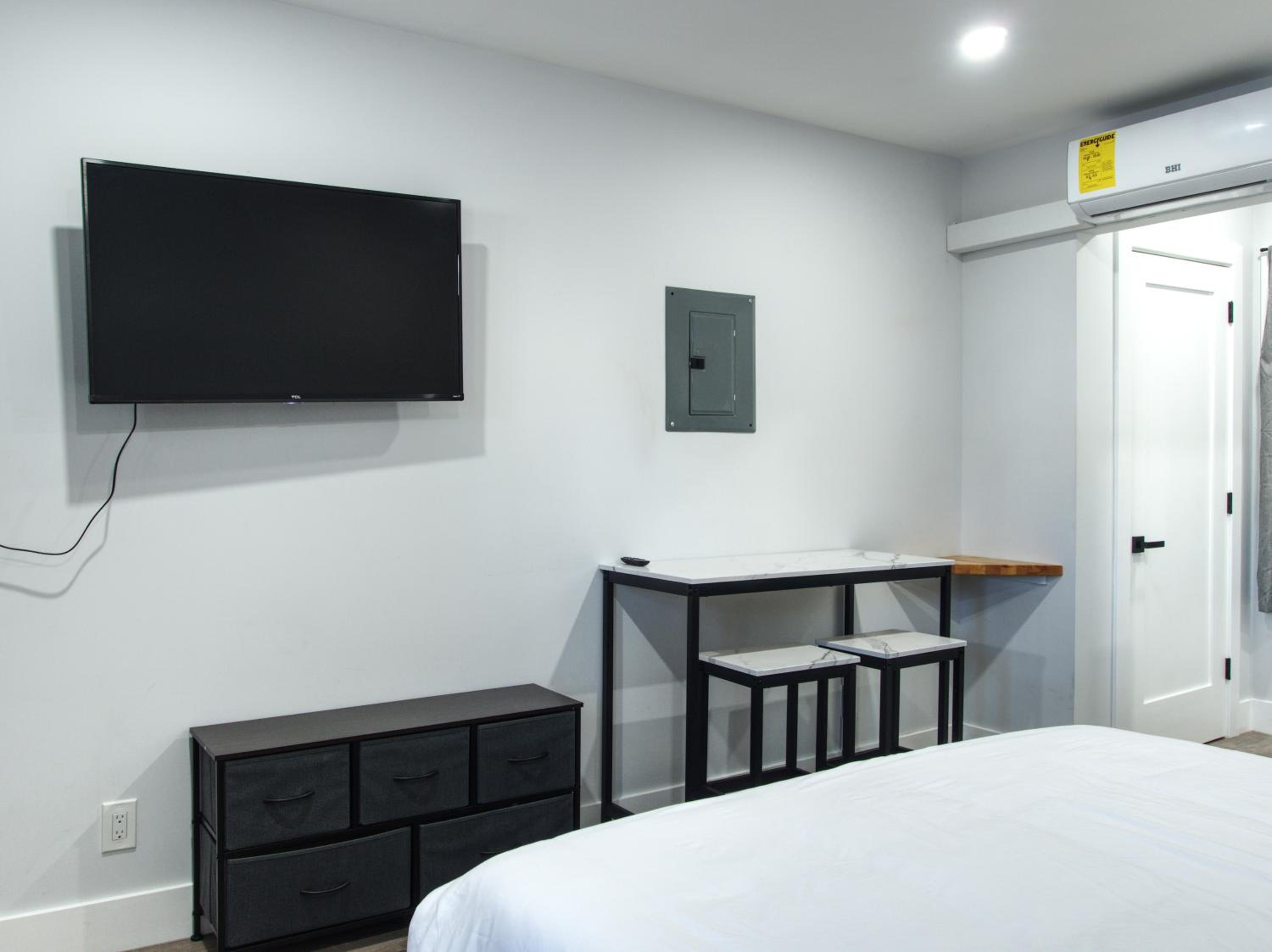 Vermont Suites