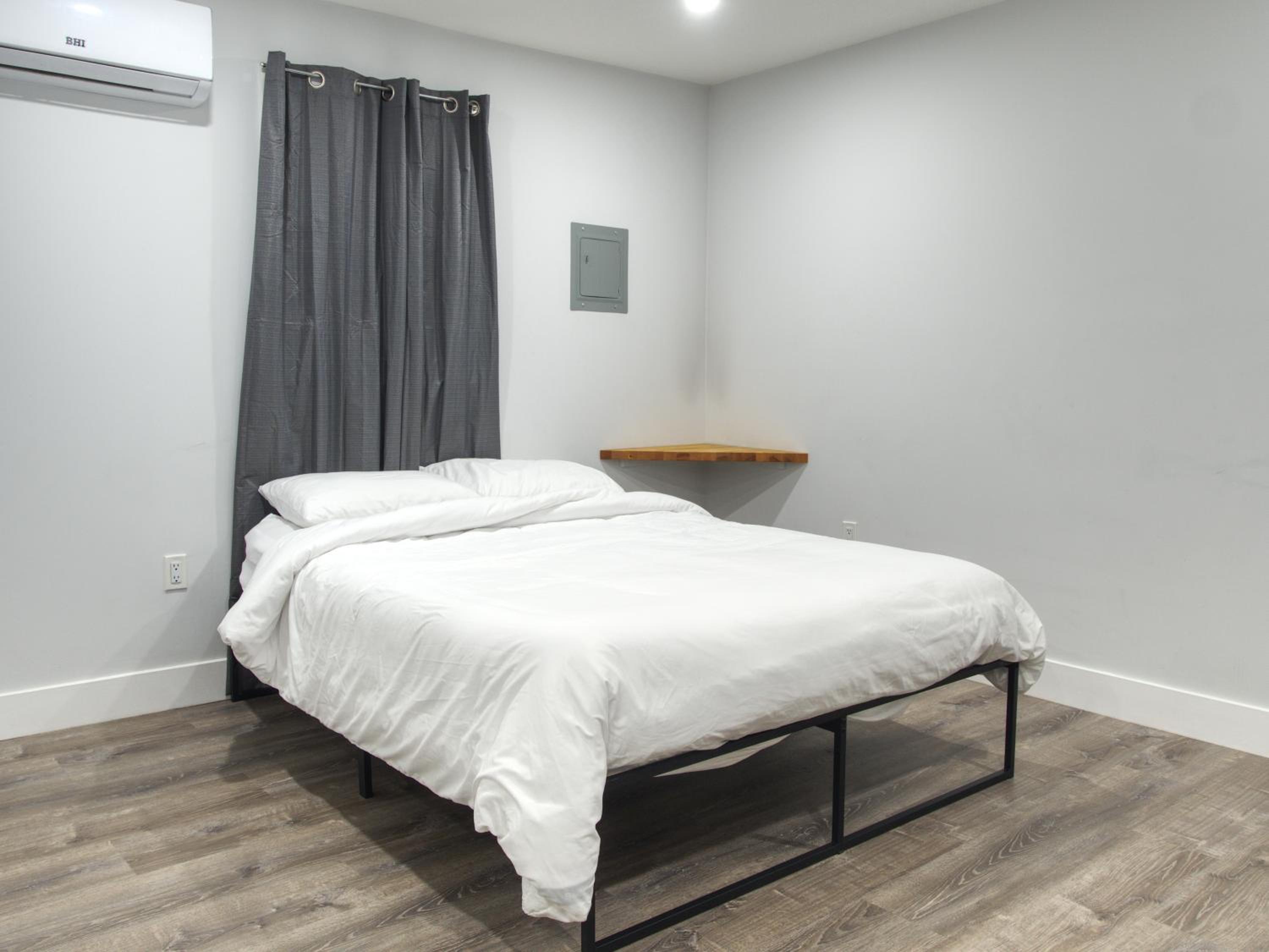 Vermont Suites