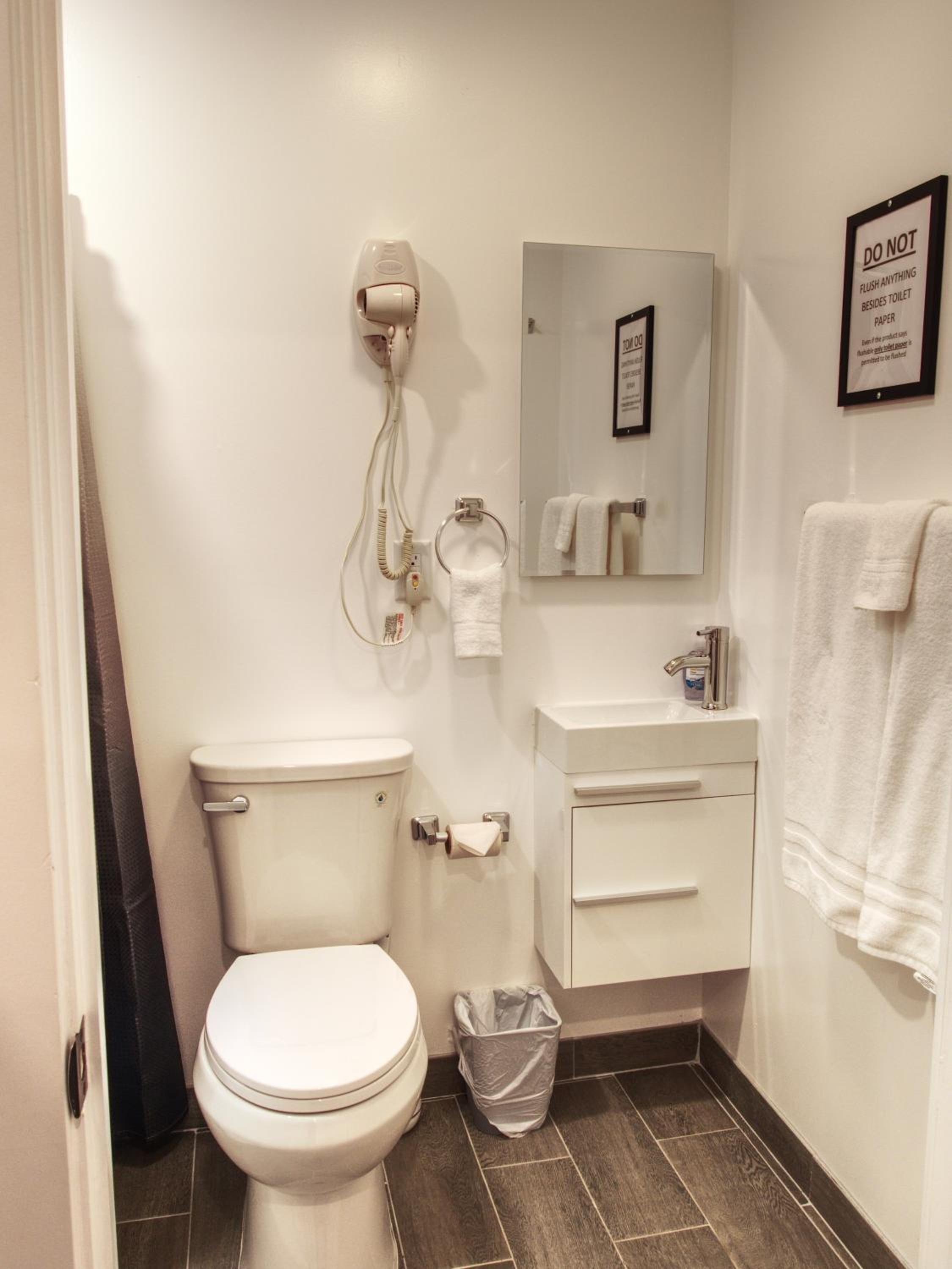 Vermont Suites