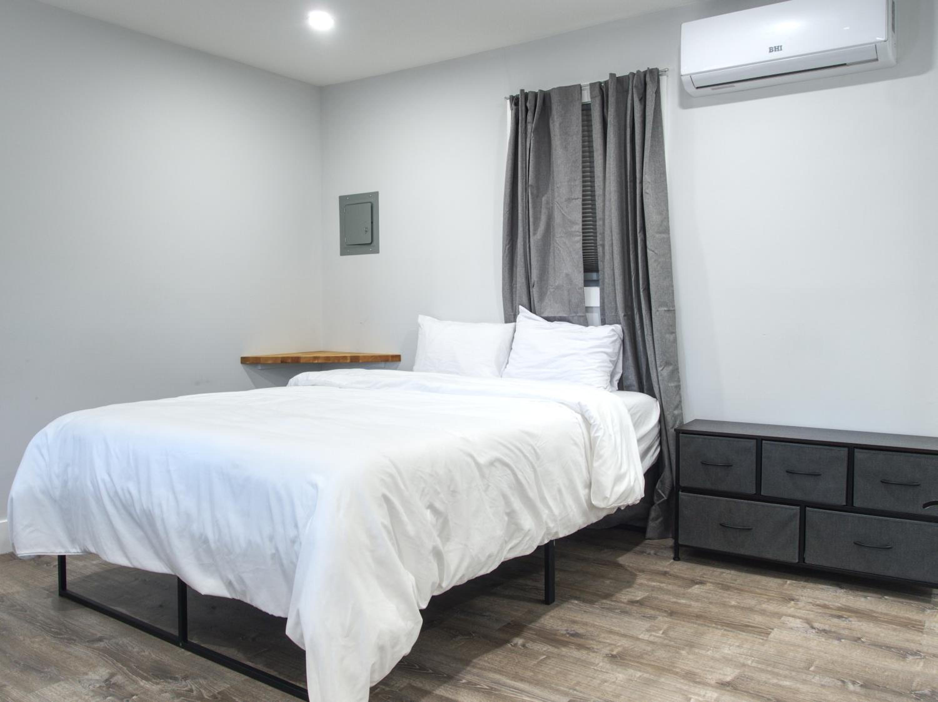 Vermont Suites