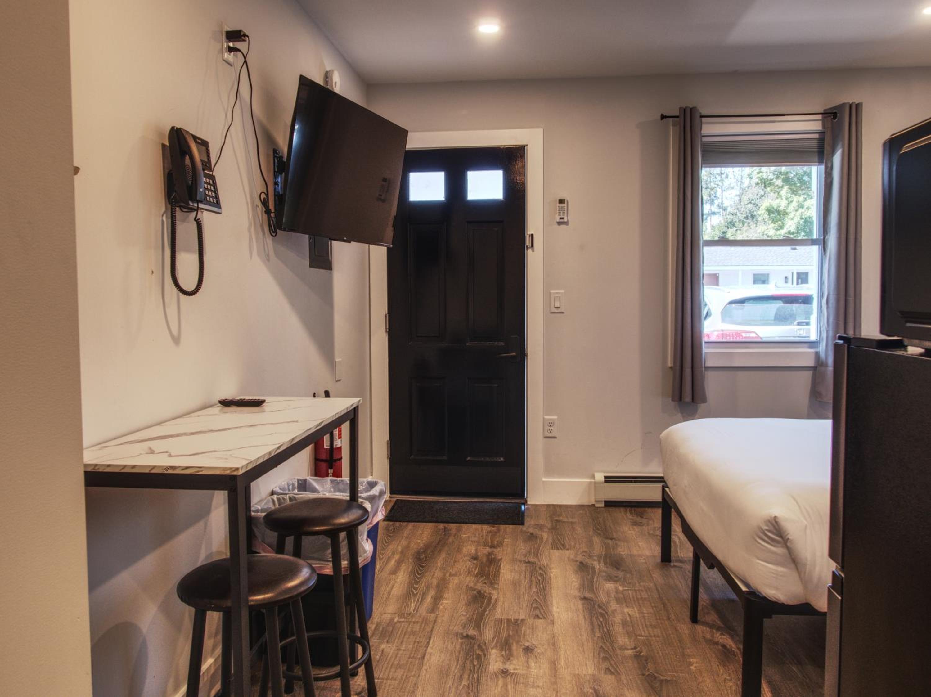 Vermont Suites