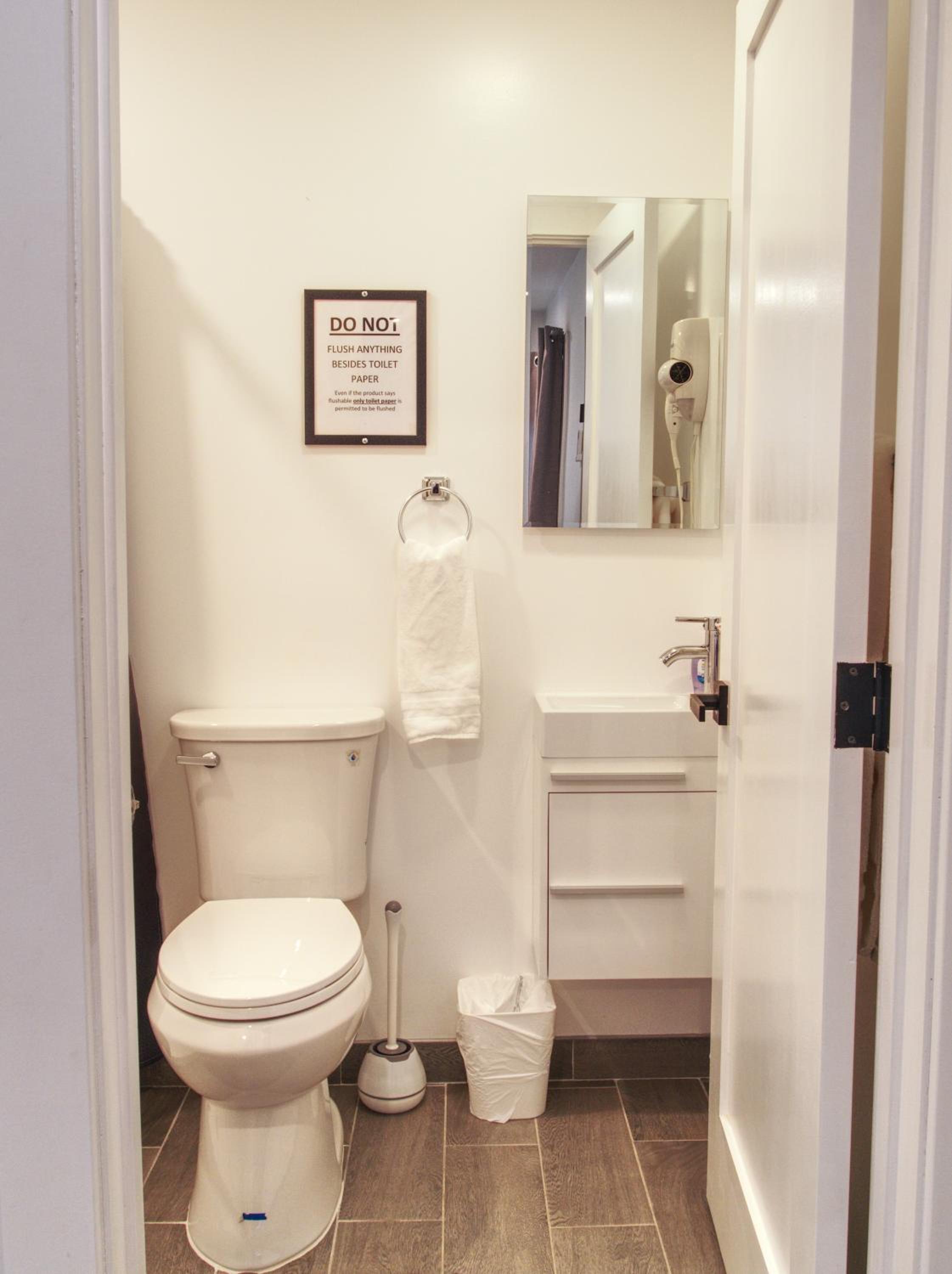 Vermont Suites