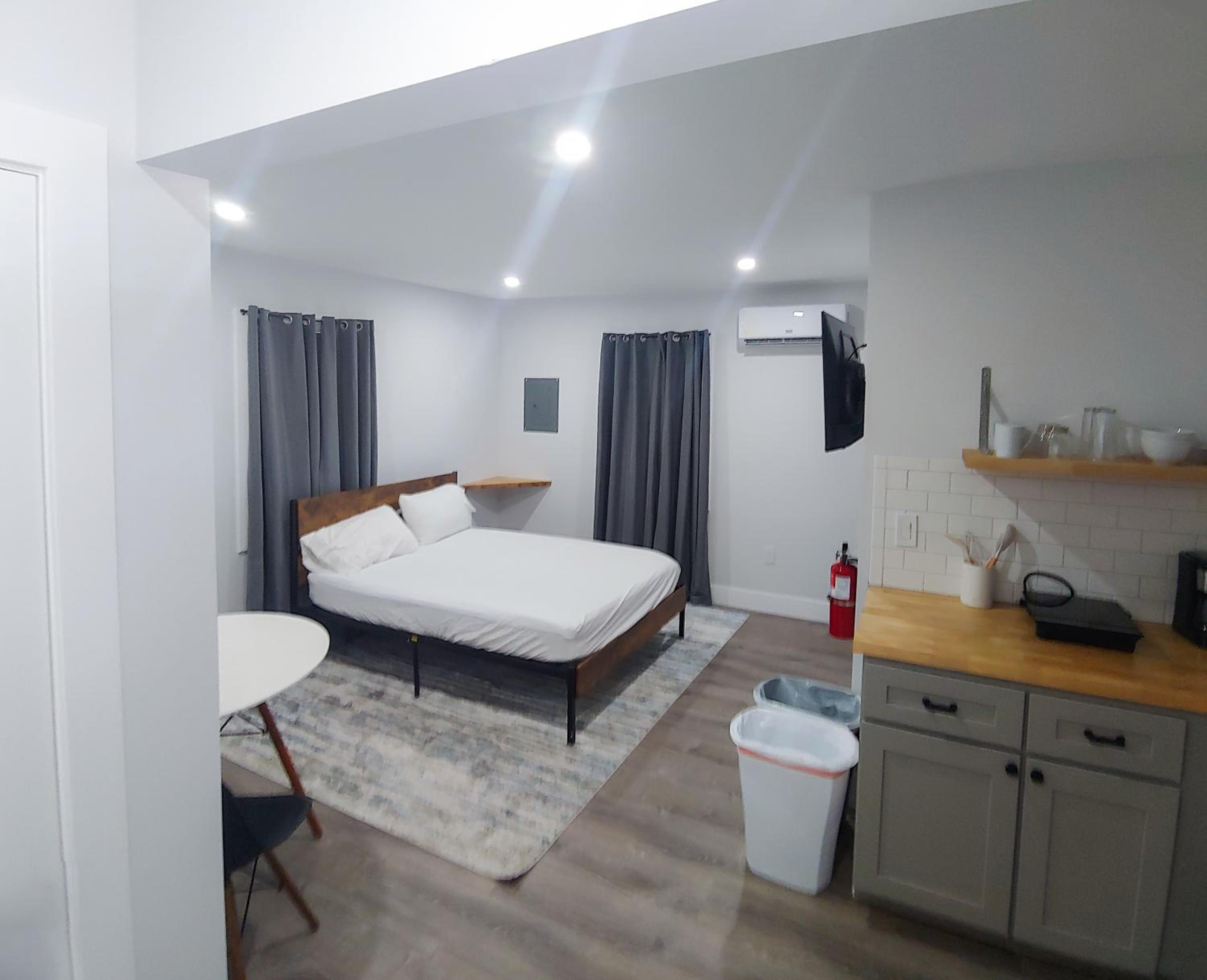 Vermont Suites