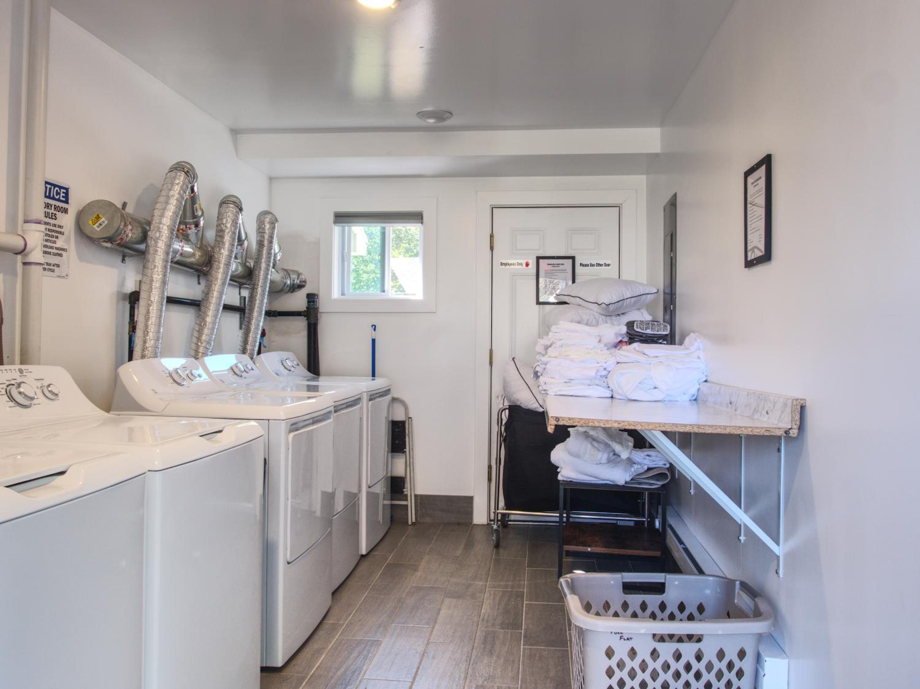 Vermont Suites