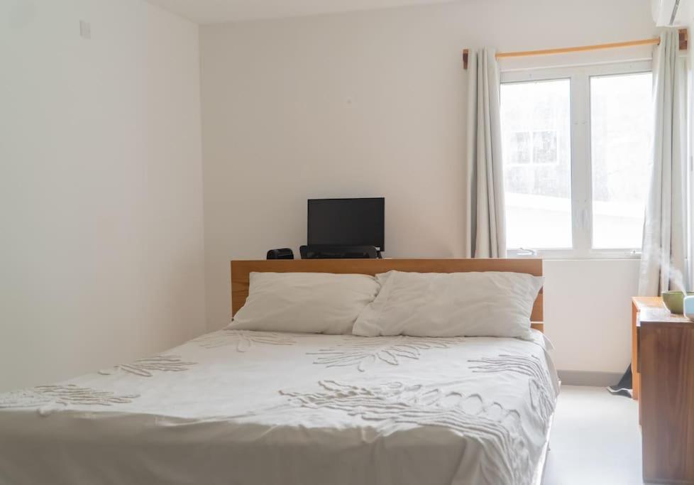 Tranquil Haven 2 Bed Gem view 2