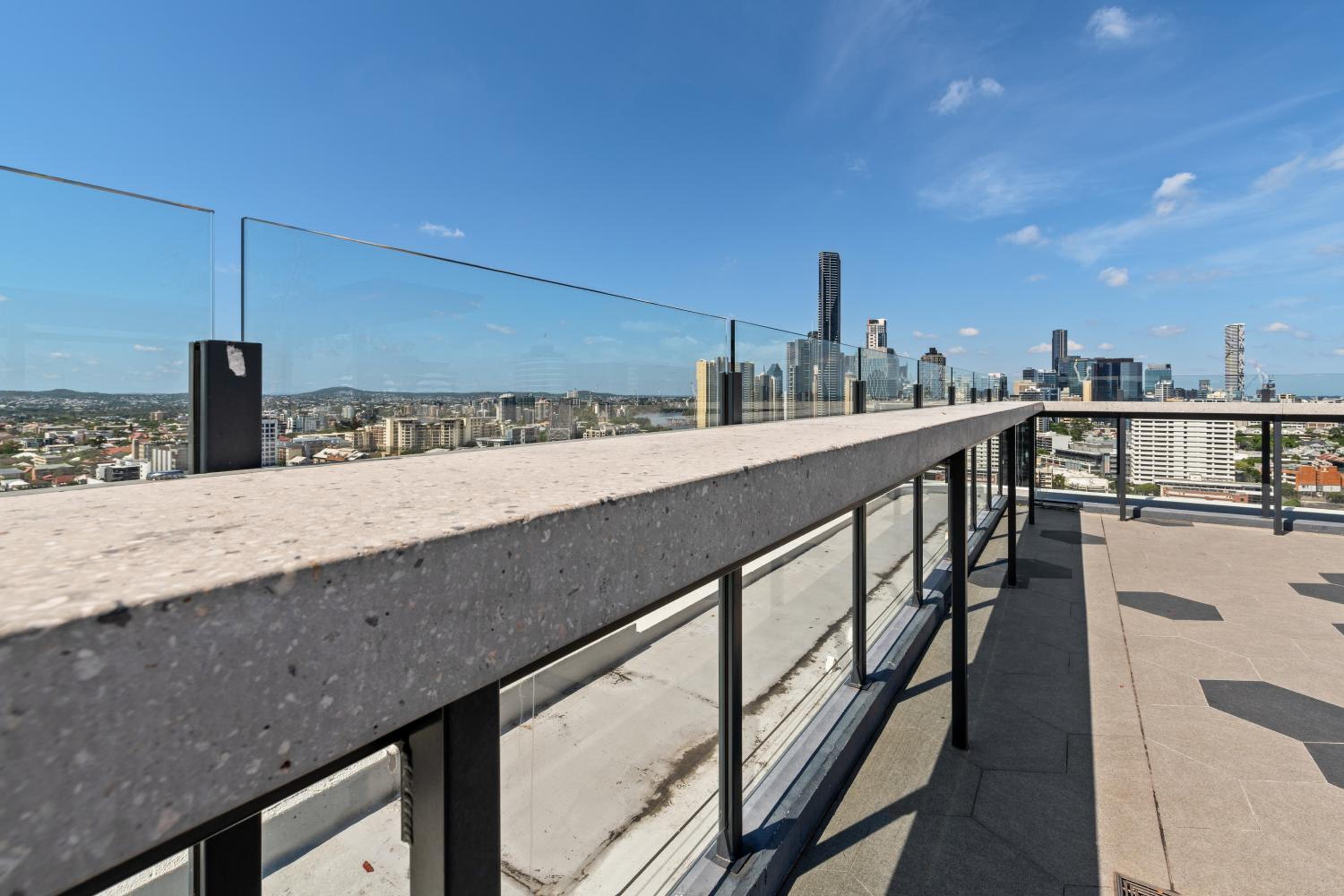 breathtaking Fortitude valley Apartment
