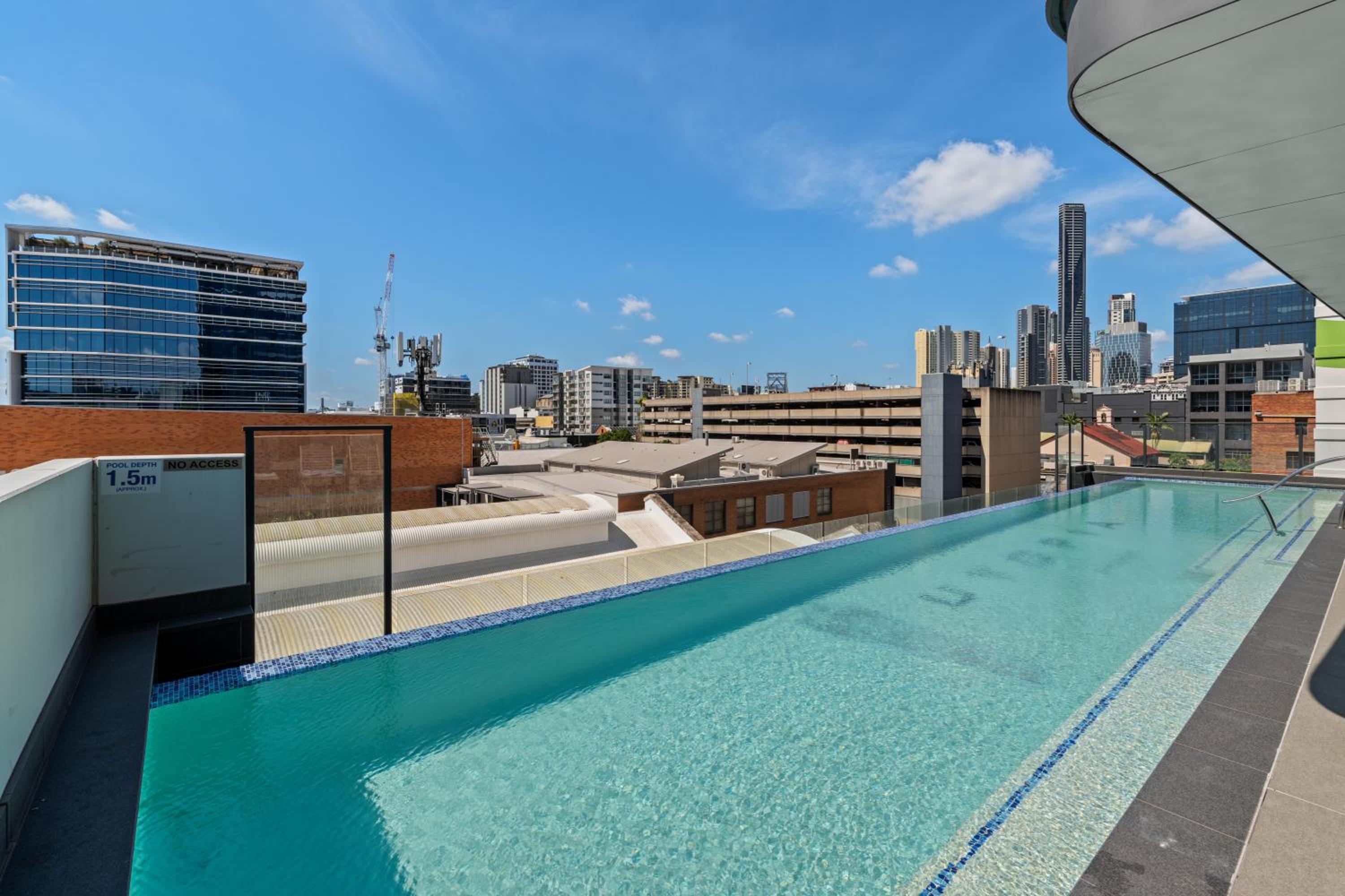 breathtaking Fortitude valley Apartment
