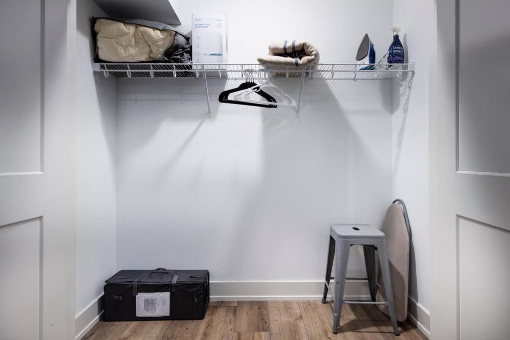 Stylish 2BR stunner in unbeatable location view 4