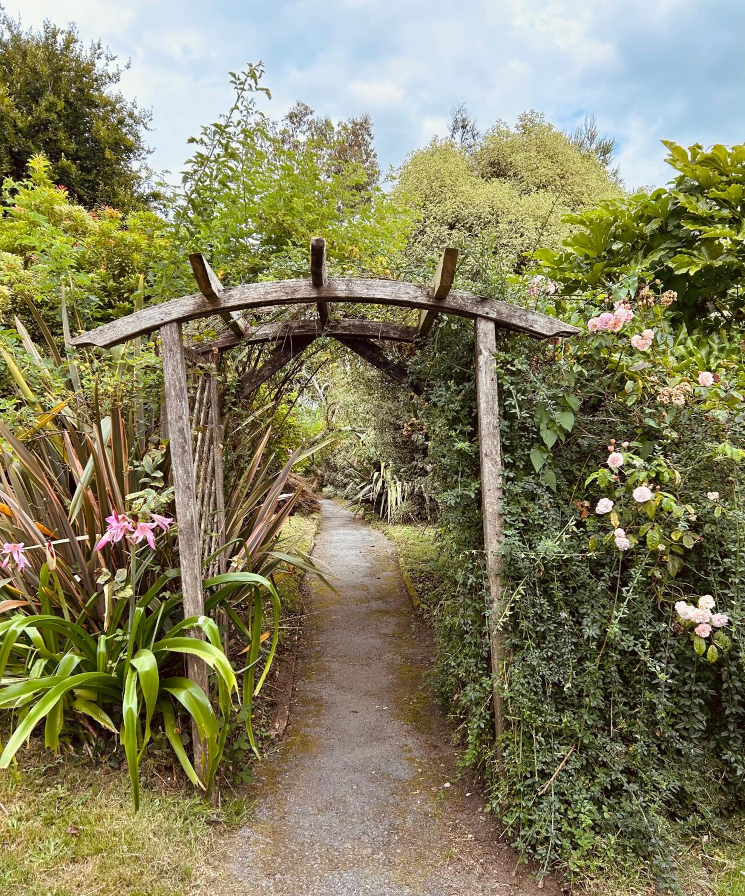 Stunning house, fenced garden, and outdoor dining! view 2