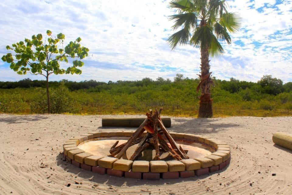 Depa playa esmeralda