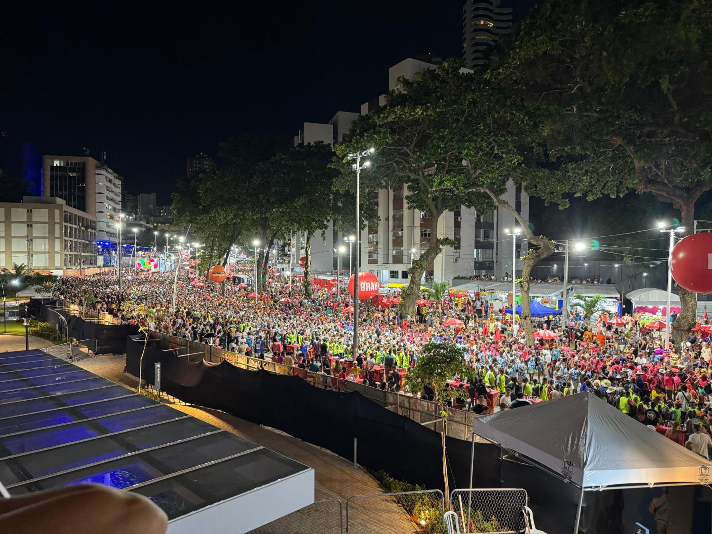 SALVADOR ACESSO A PRAIA e CARNAVAL BEACH CLASS
