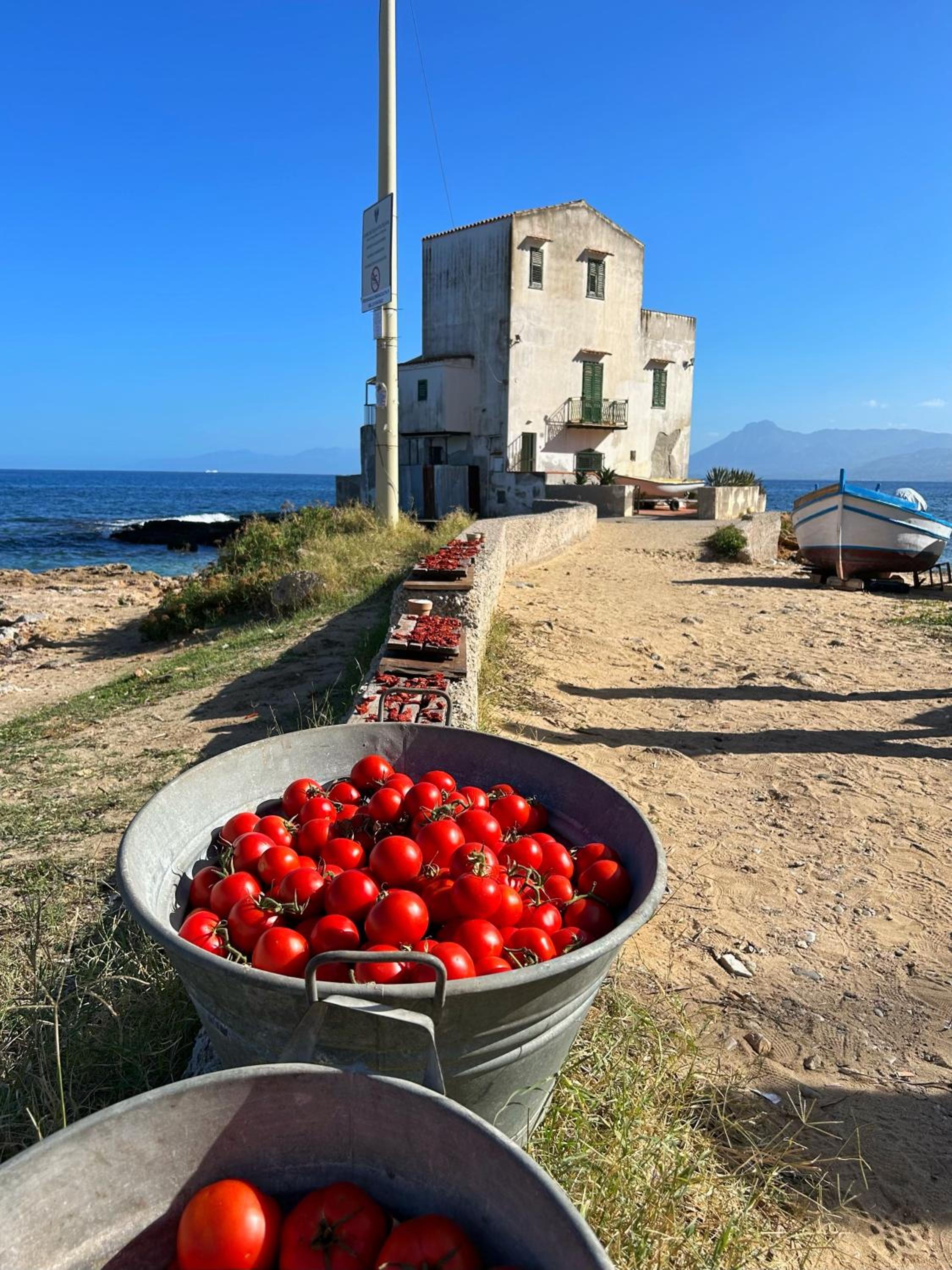Casetta Bianca Sant'Elia view 2