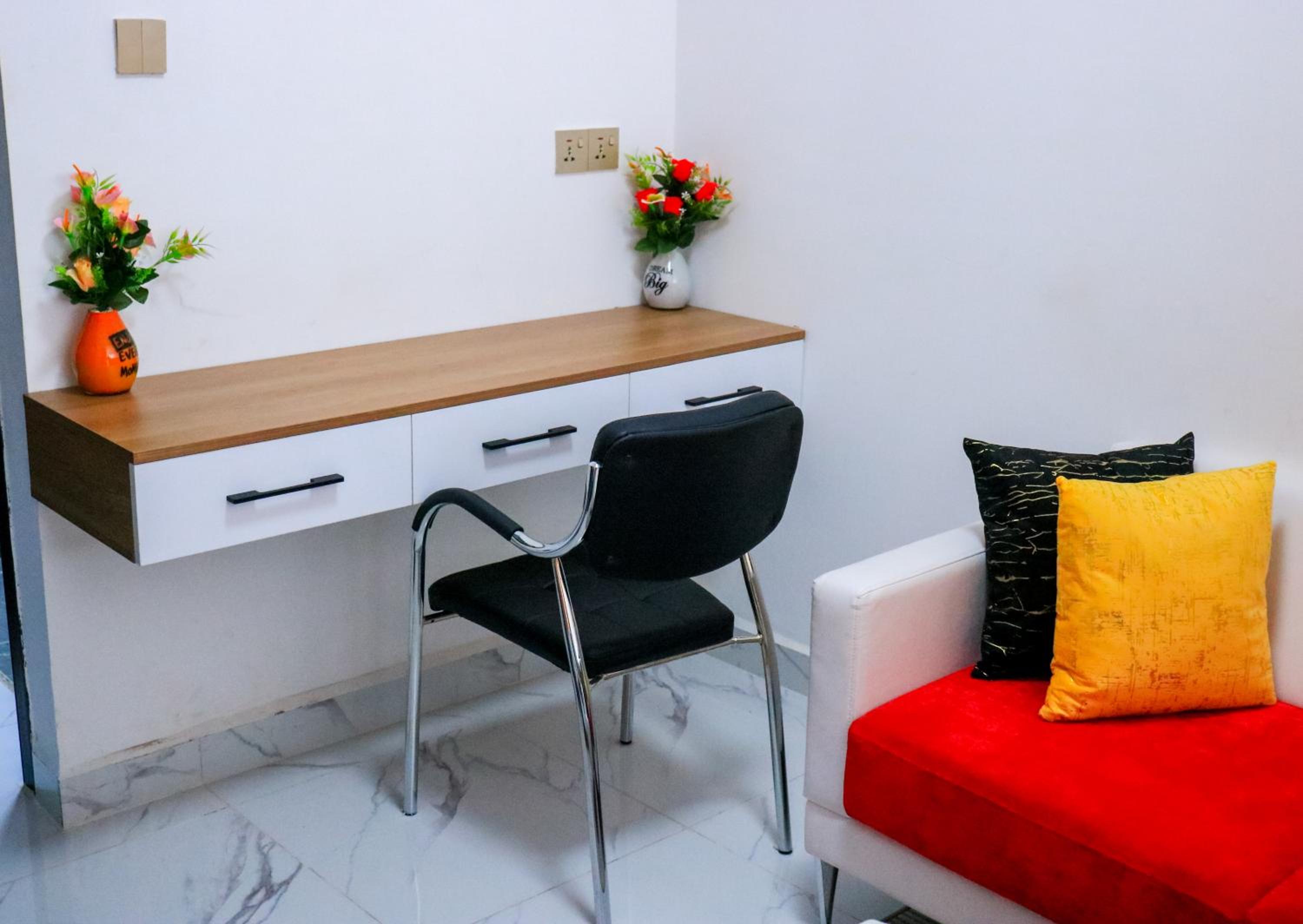 SmartHomes Apartment Kilimani Wood Avenue view 3
