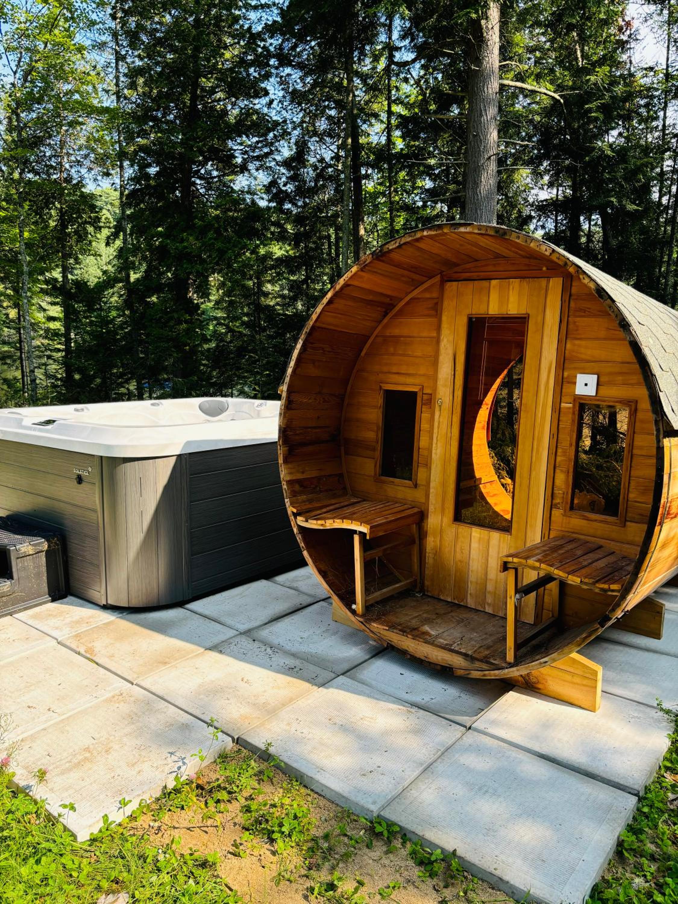 chalet Lakehouse