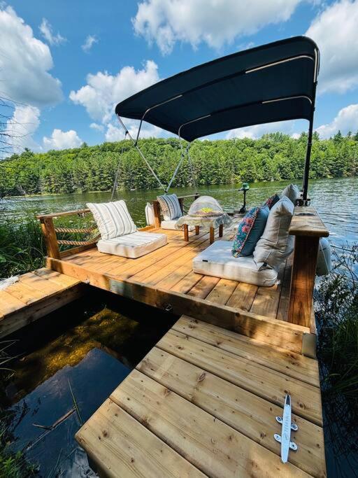 chalet Lakehouse