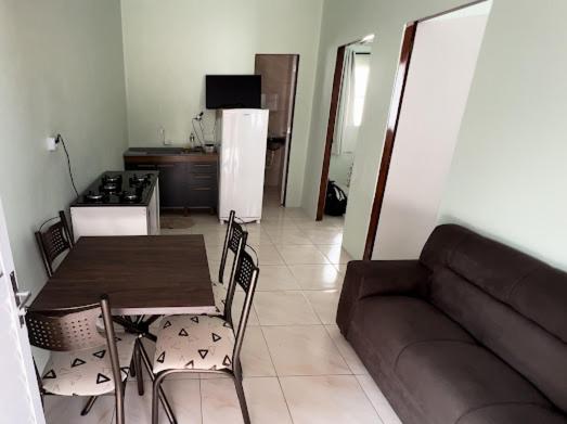 CASAS com PISCINA SENSACIONAIS NO CENTRO - Residencial Tchê