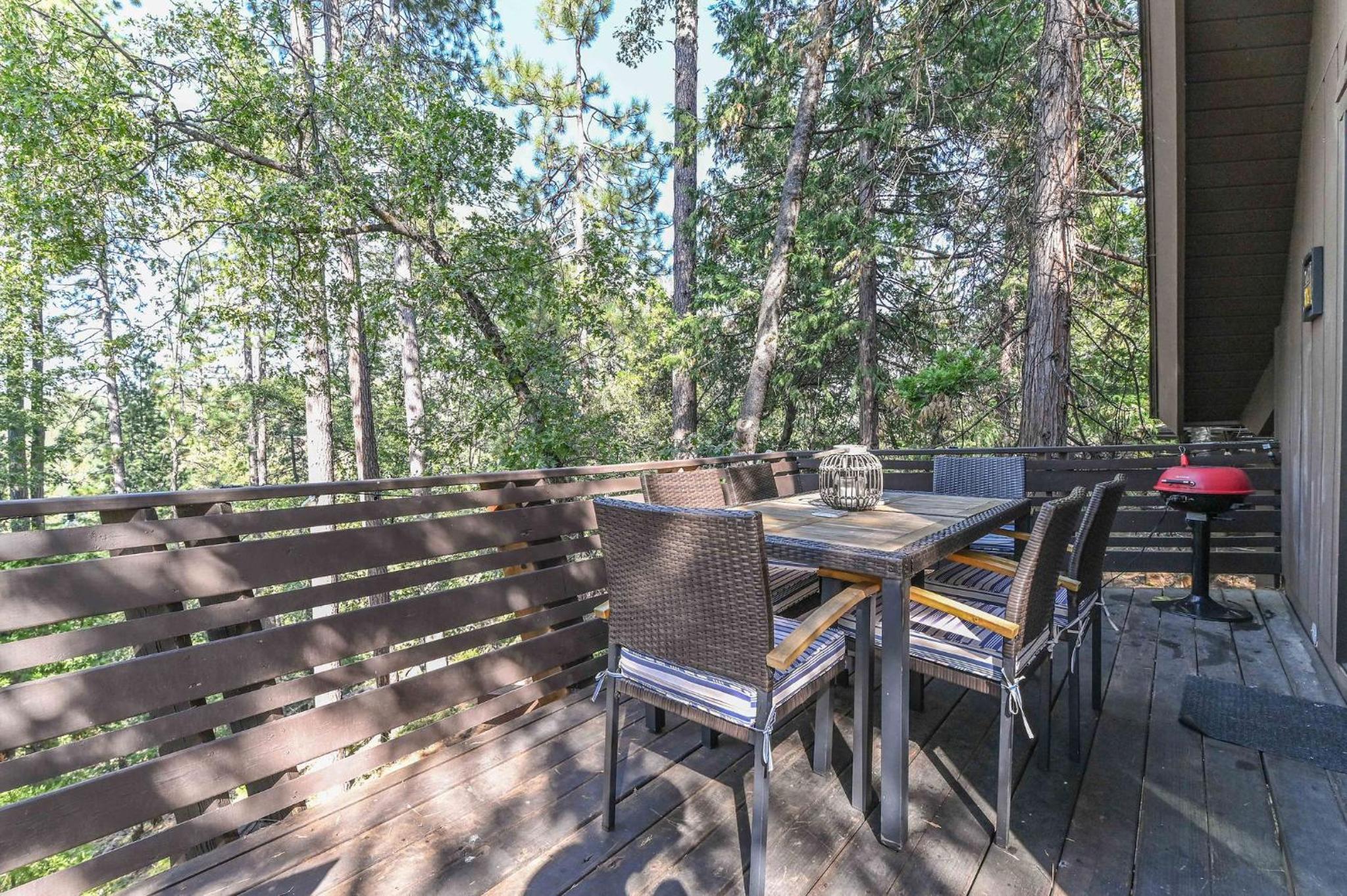 Hathaway Pines Hideaway Chalet