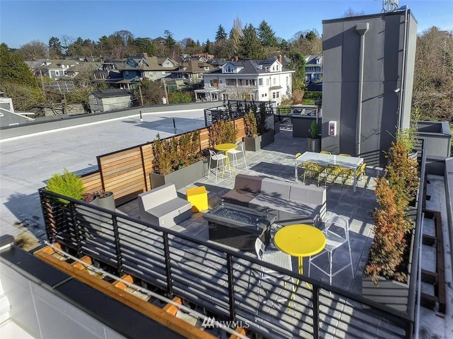 Stunning Capitol Hill 1BD Condo view 5