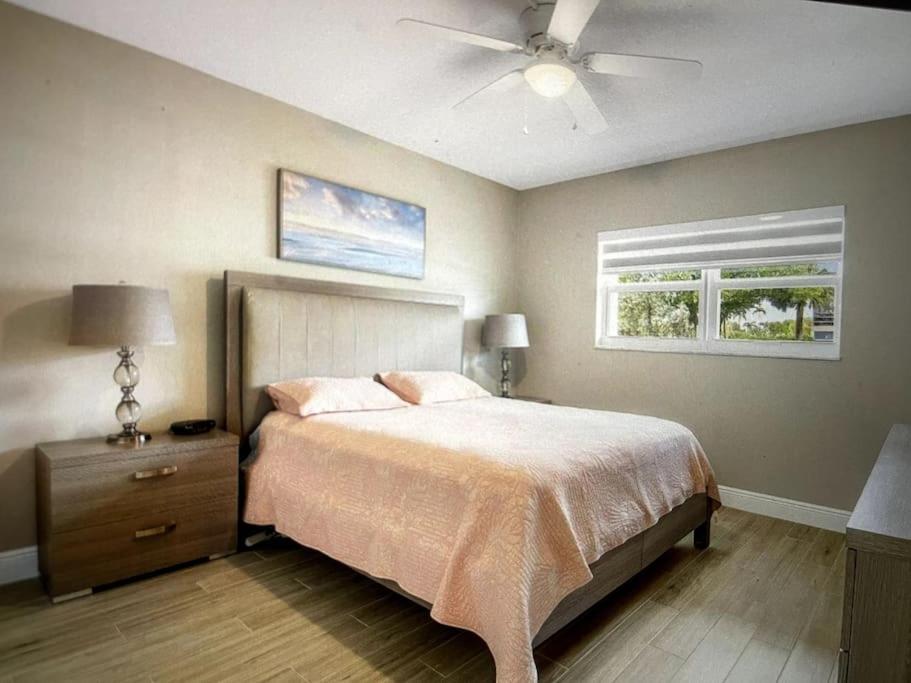 Charming Get-a-Way At the Beach view 5