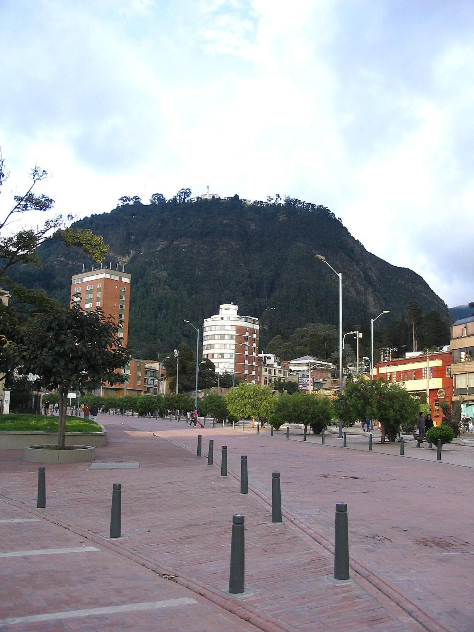 Downtown - Monserrate Views - centro de Bogotá - La Candelaria