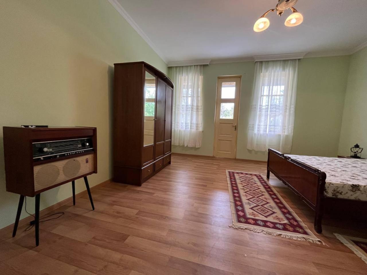 Kutaisi Countryside Guesthouse and Winery