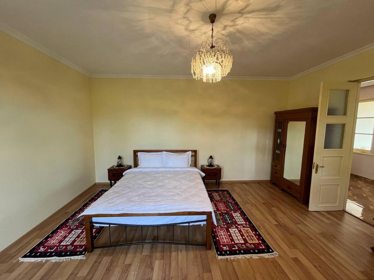 Kutaisi Countryside Guesthouse and Winery
