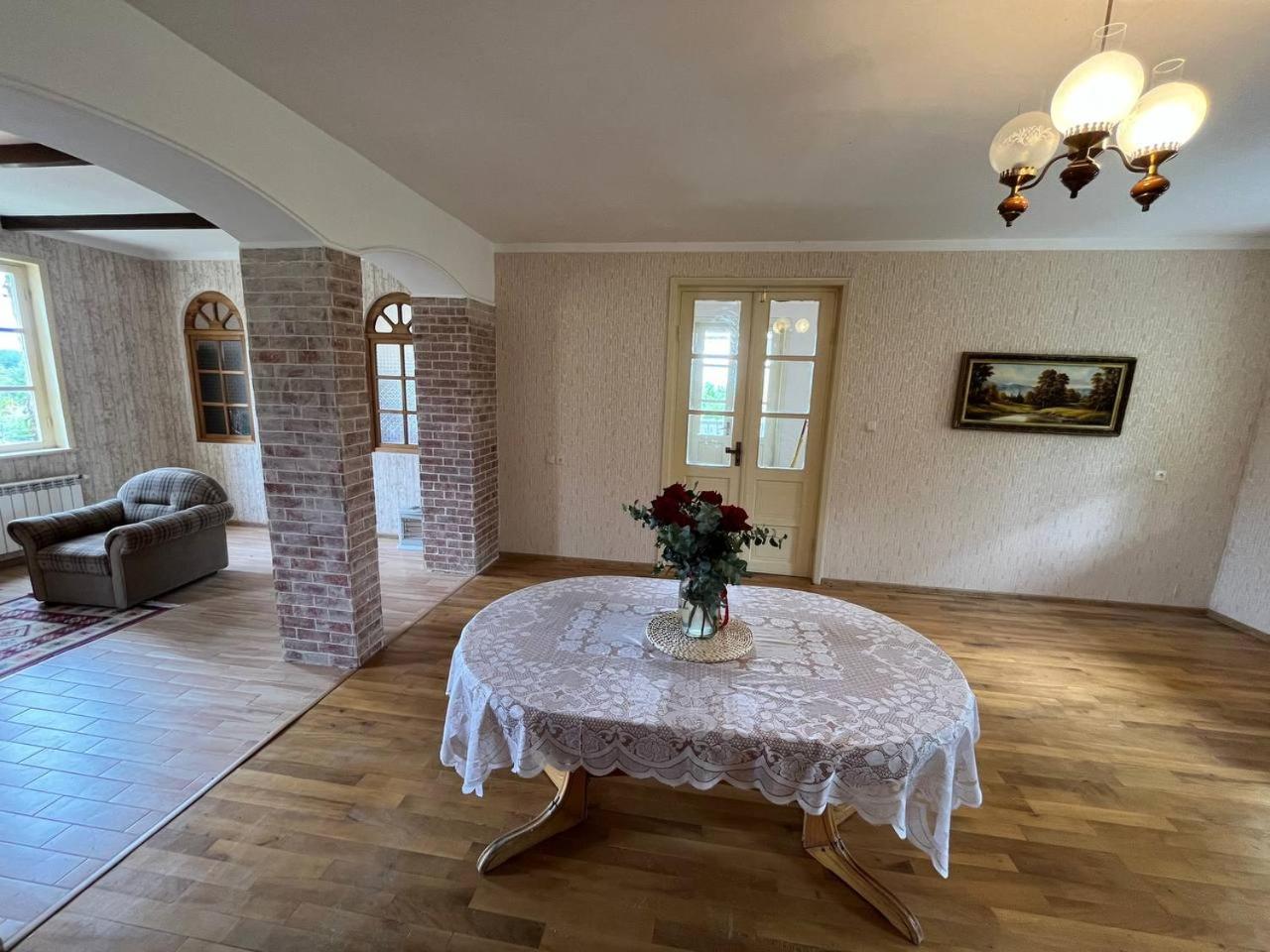 Kutaisi Countryside Guesthouse and Winery