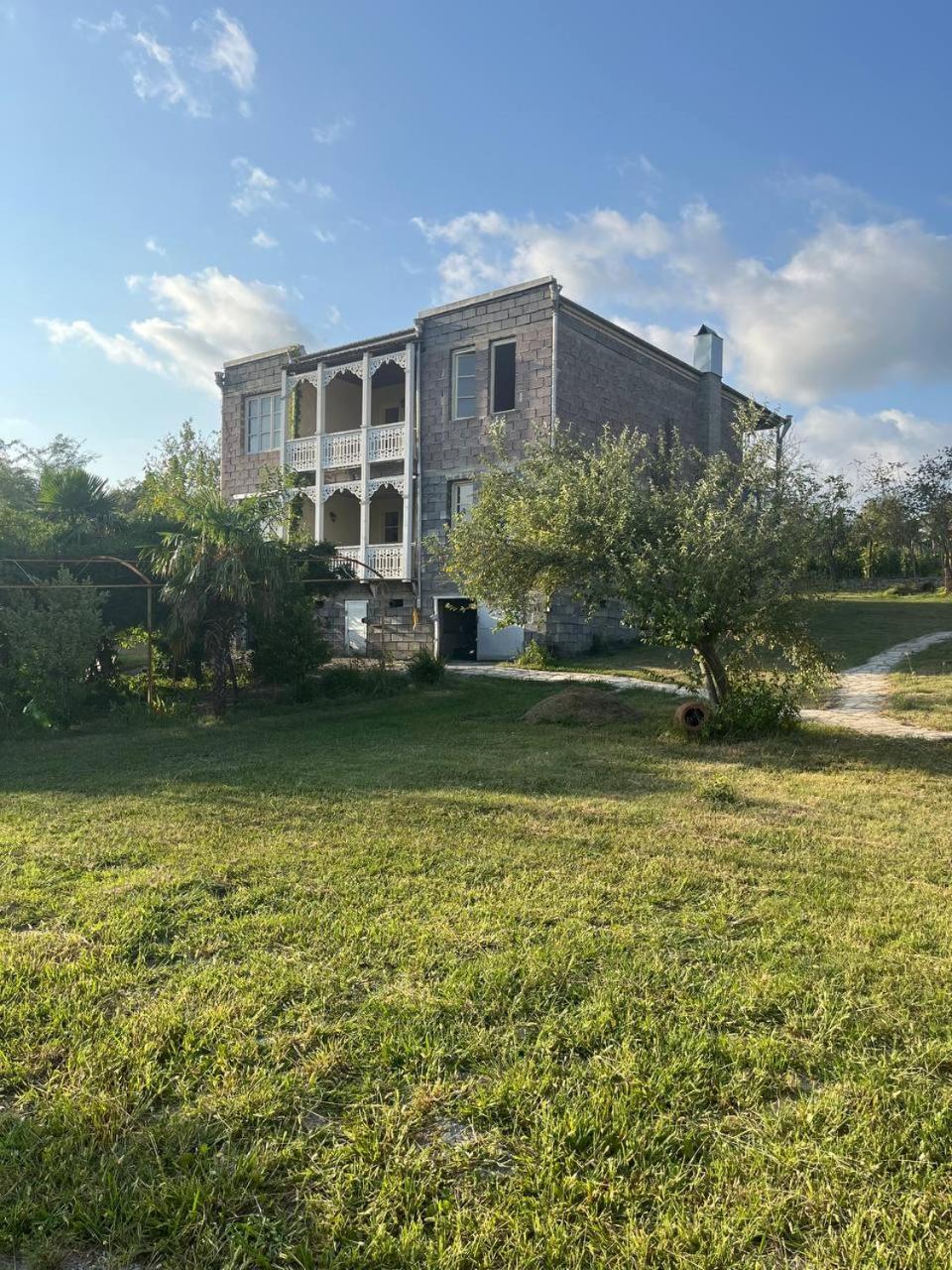 Kutaisi Countryside Guesthouse and Winery