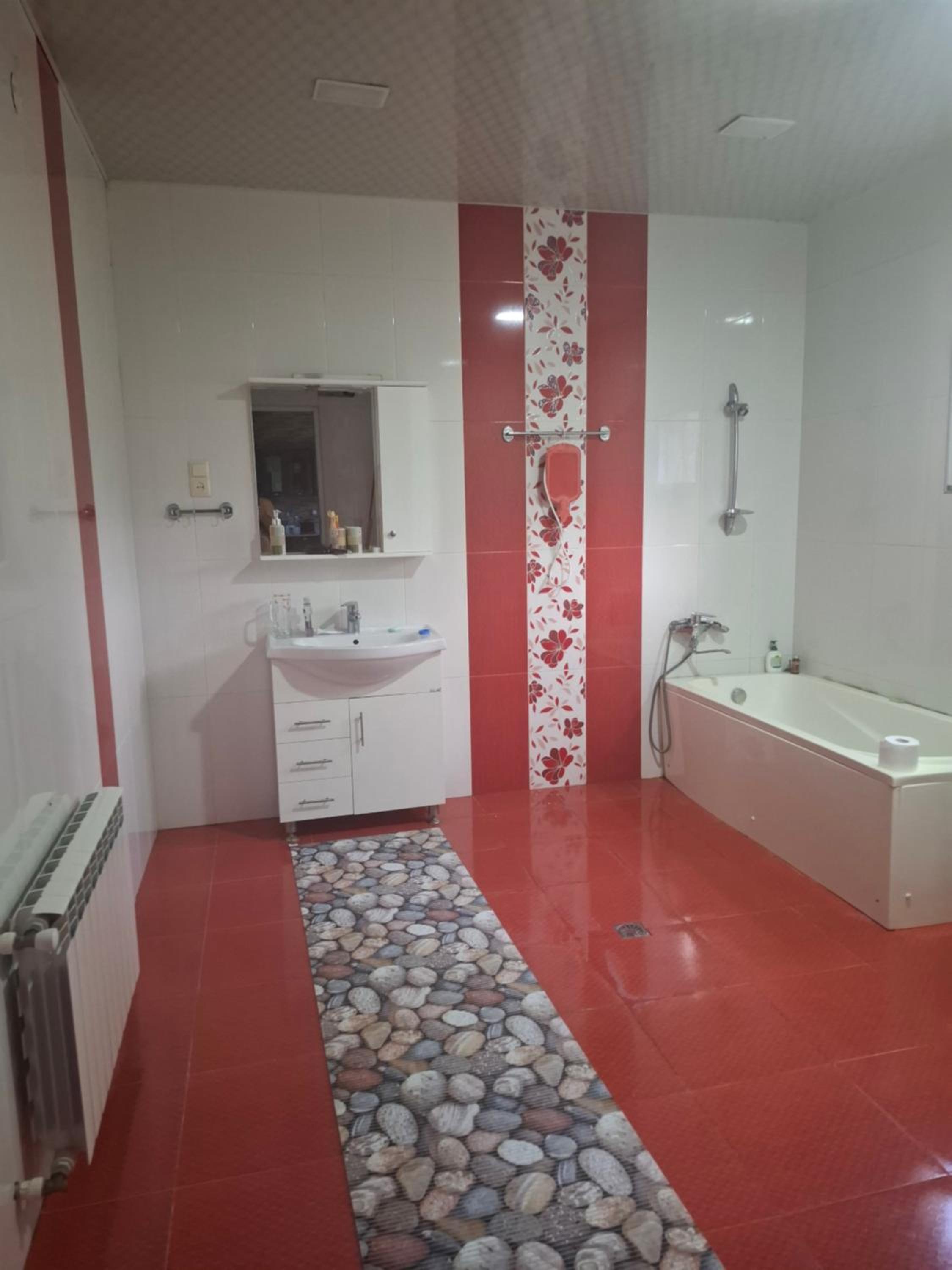 Kutaisi Countryside Guesthouse and Winery