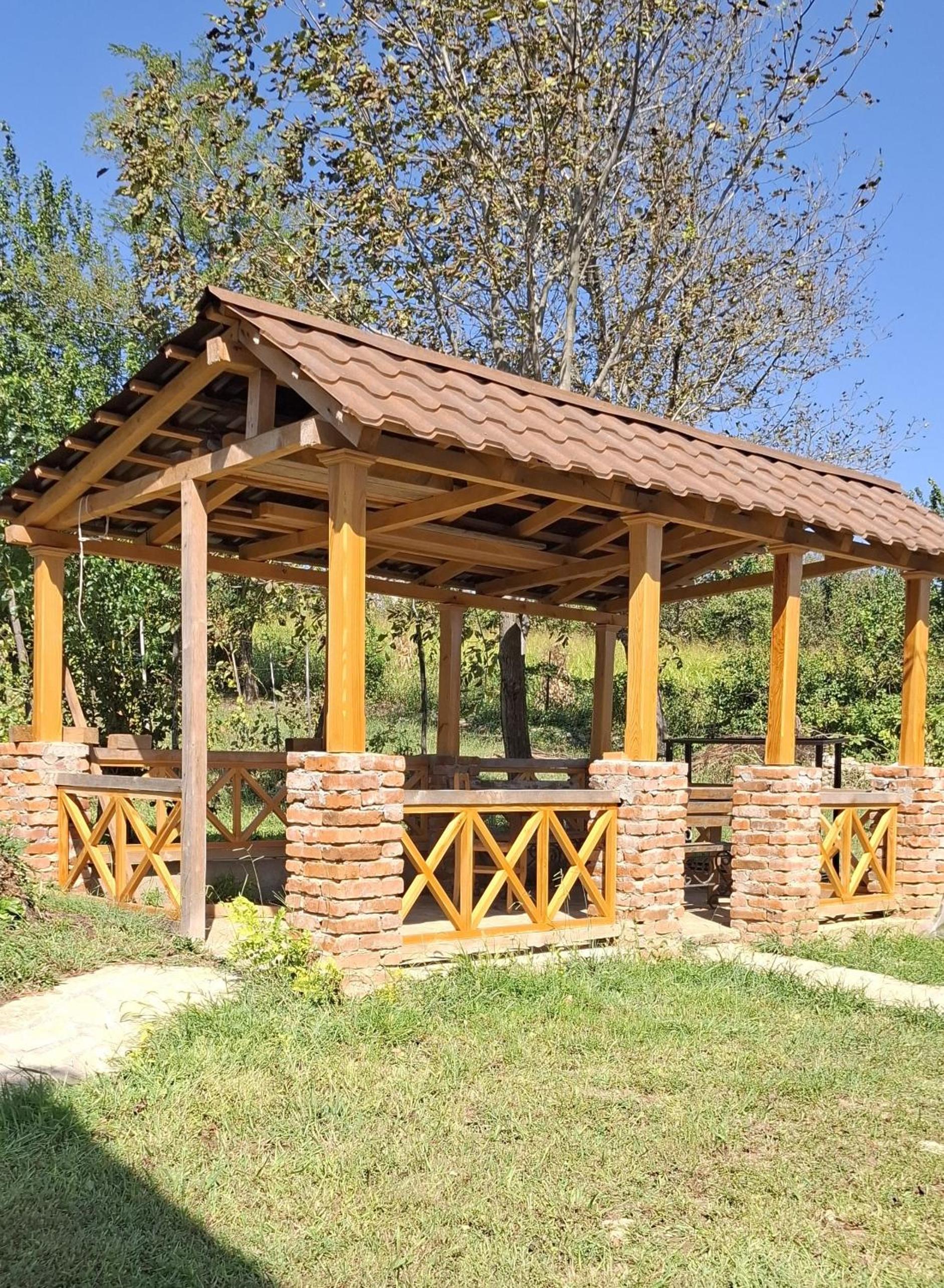 Kutaisi Countryside Guesthouse and Winery