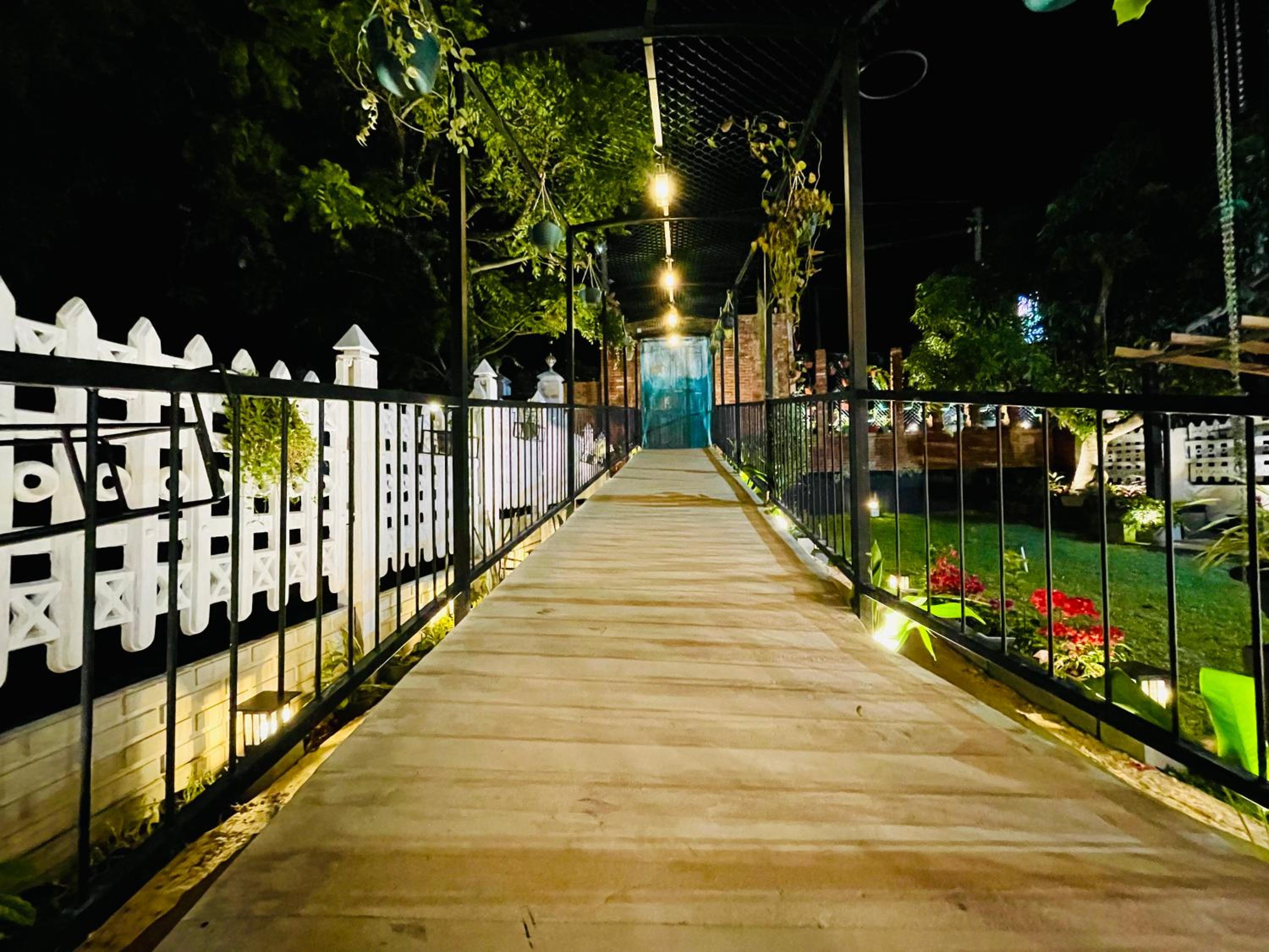 Ayur Ayur White Sail Villa