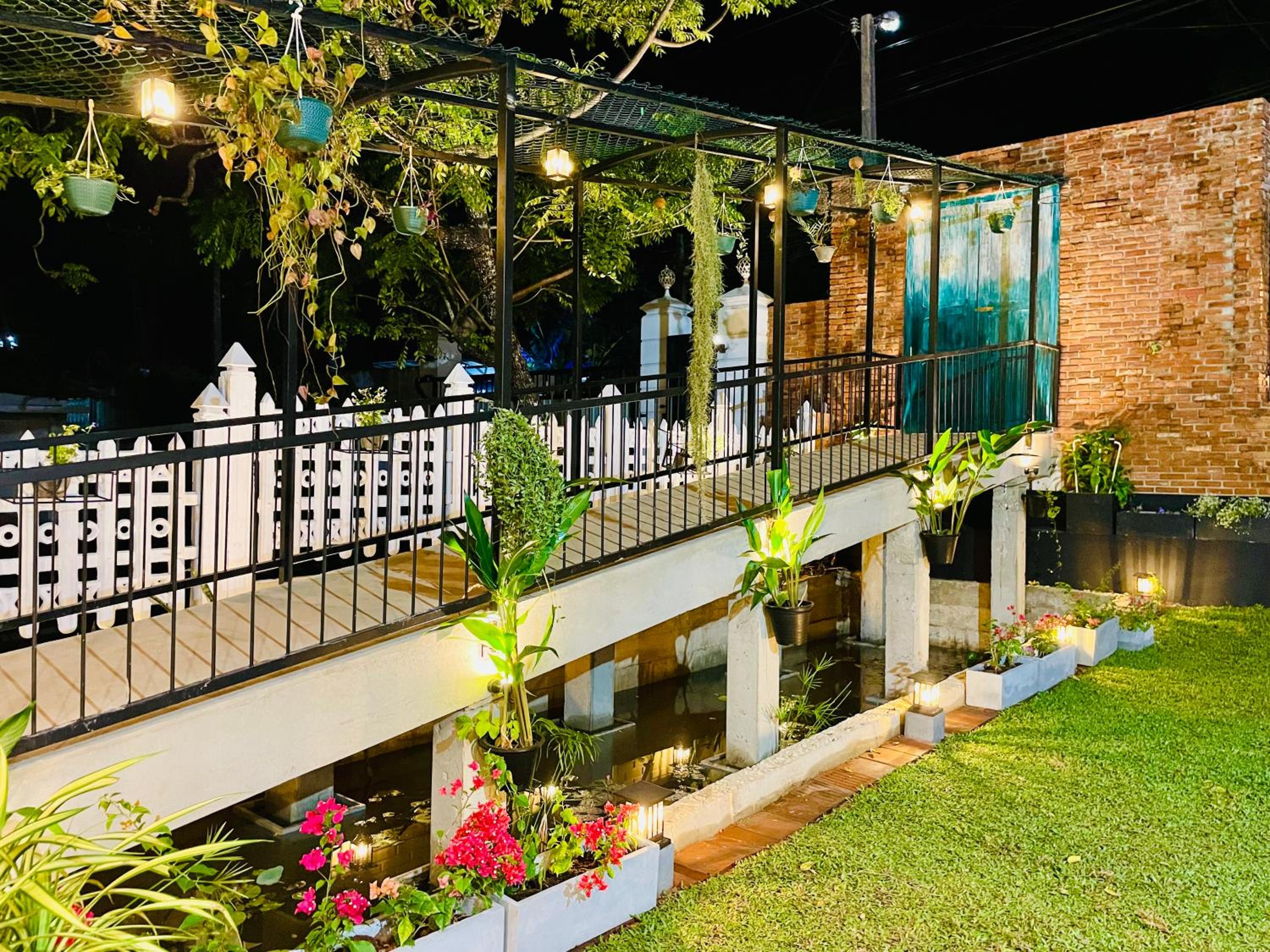 Ayur Ayur White Sail Villa