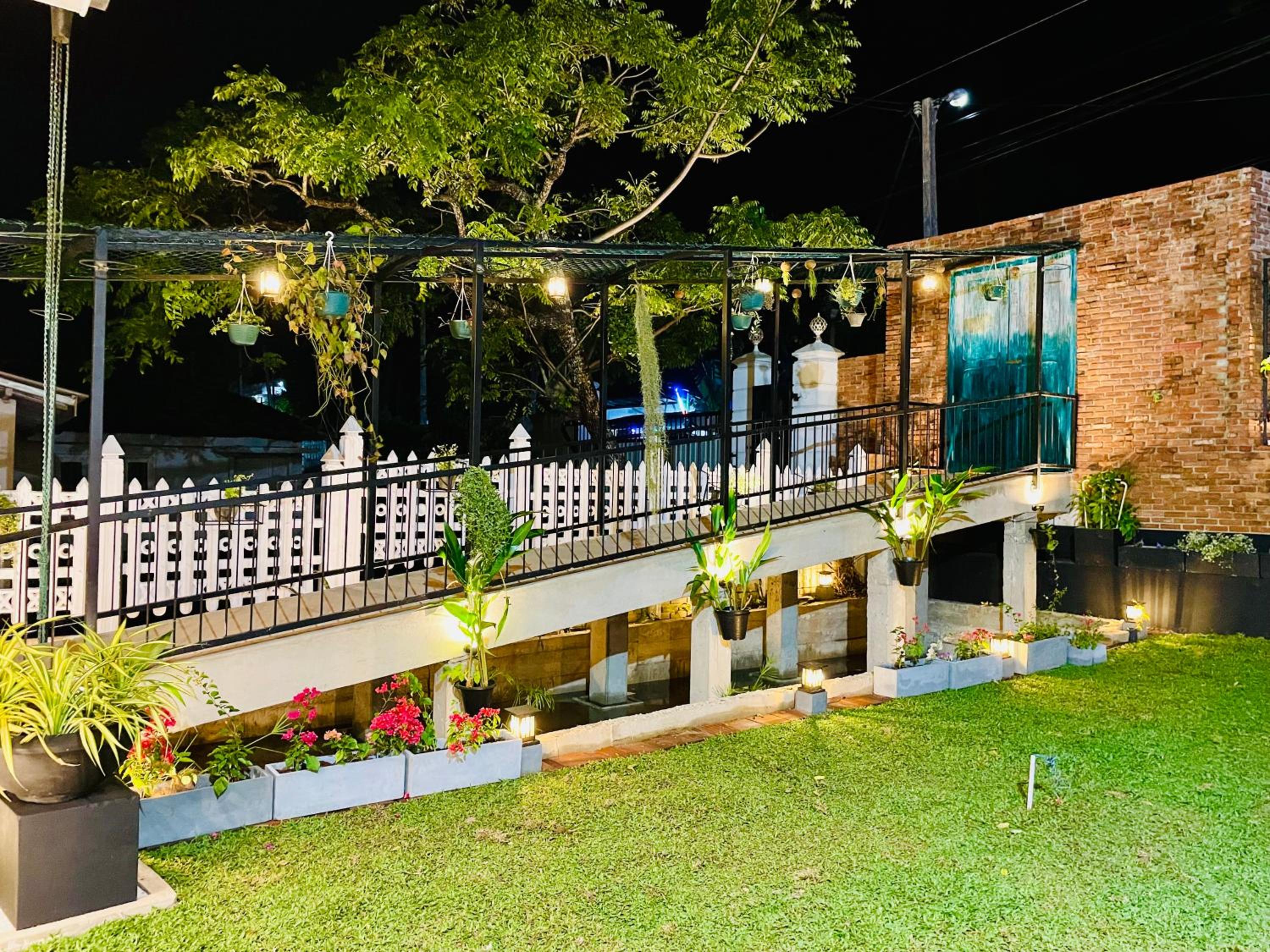 Ayur Ayur White Sail Villa