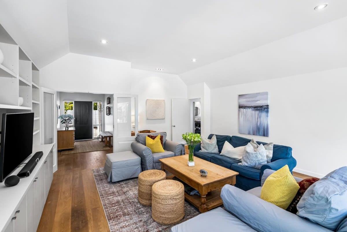 Kaleido Nook Enchanting 3BR Magic on Rugby Street view 5